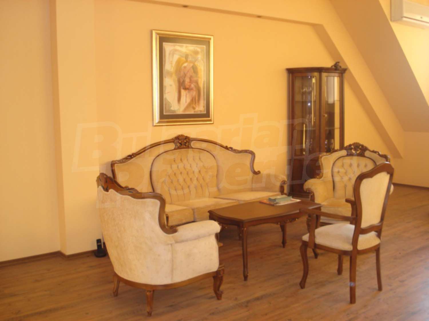 Gallery Picture 10