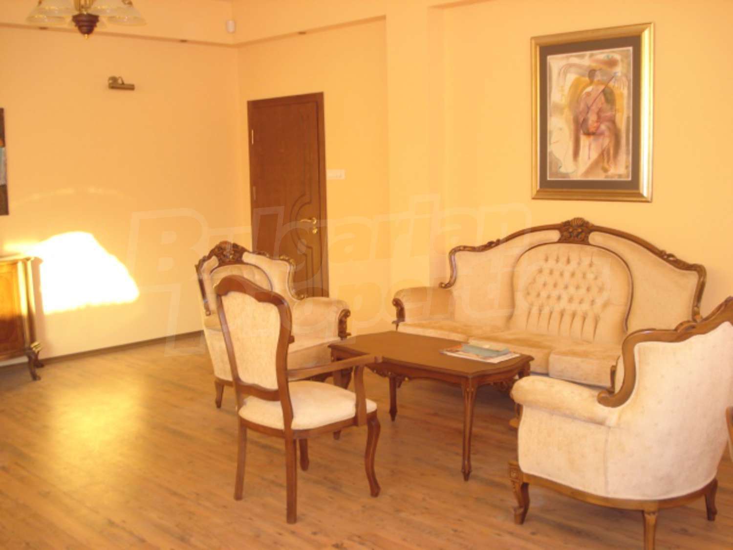 Gallery Picture 15