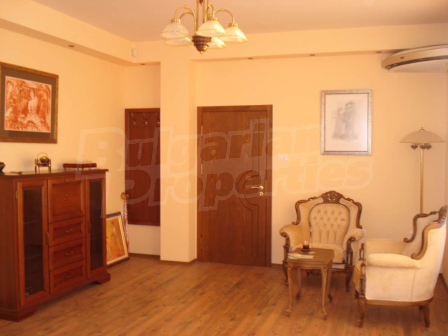 Gallery Picture 6