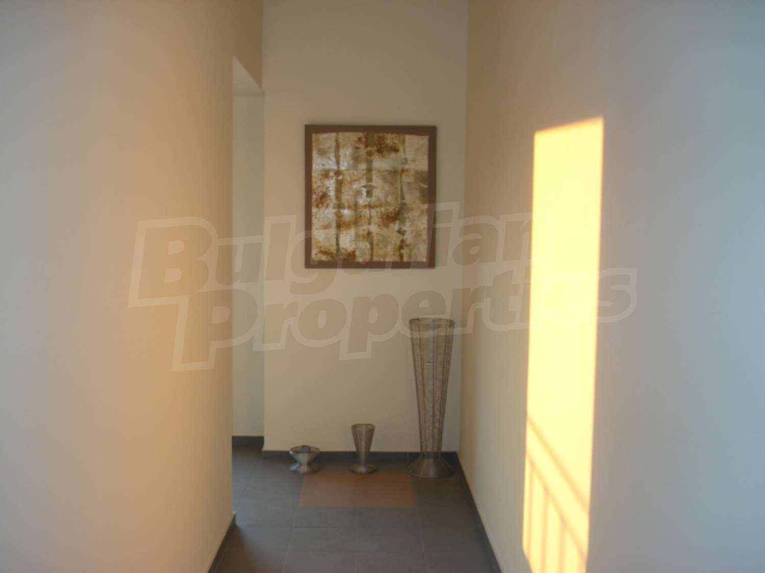 Gallery Picture 8