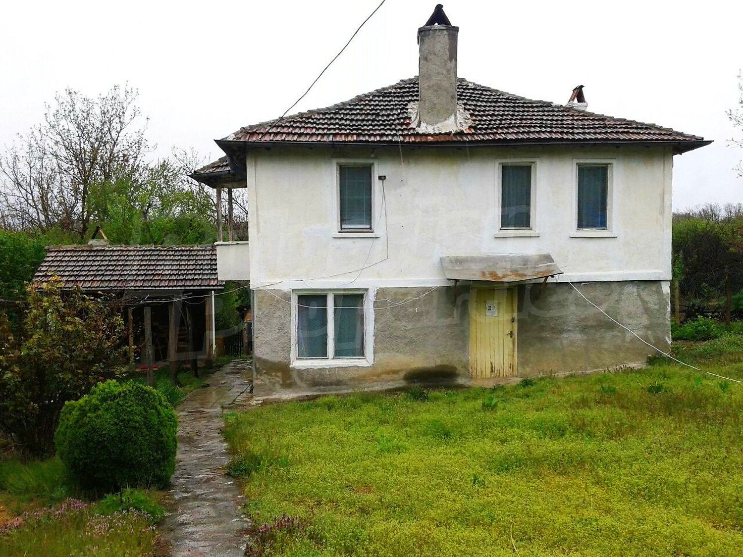 House for sale near Burgas, Bulgaria. 2storey house with yard in