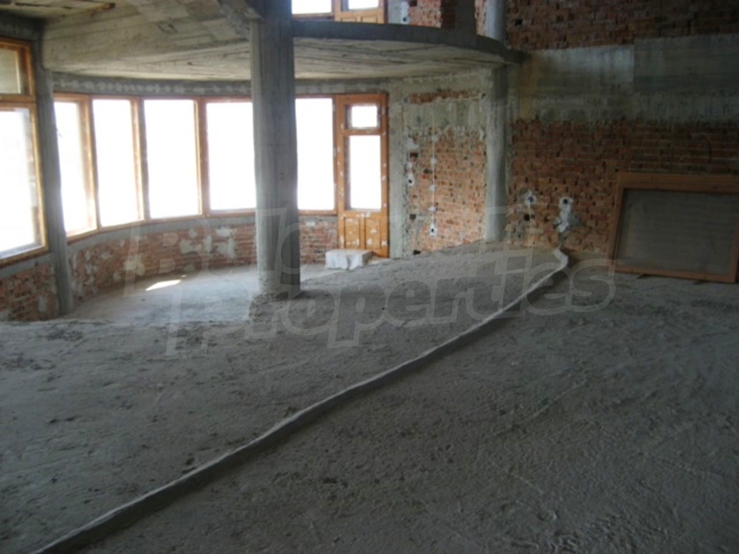 Gallery Picture 8