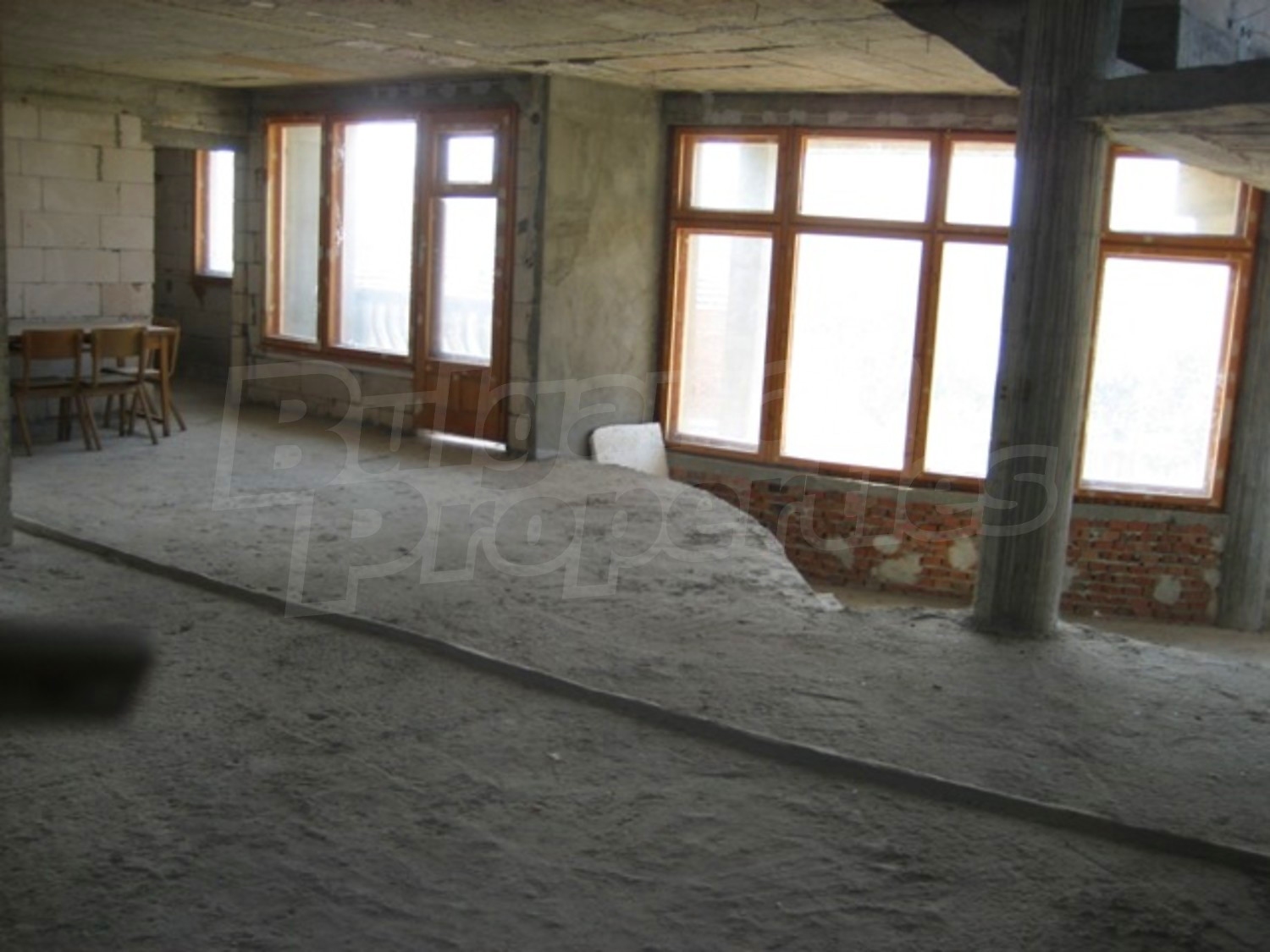 Gallery Picture 9