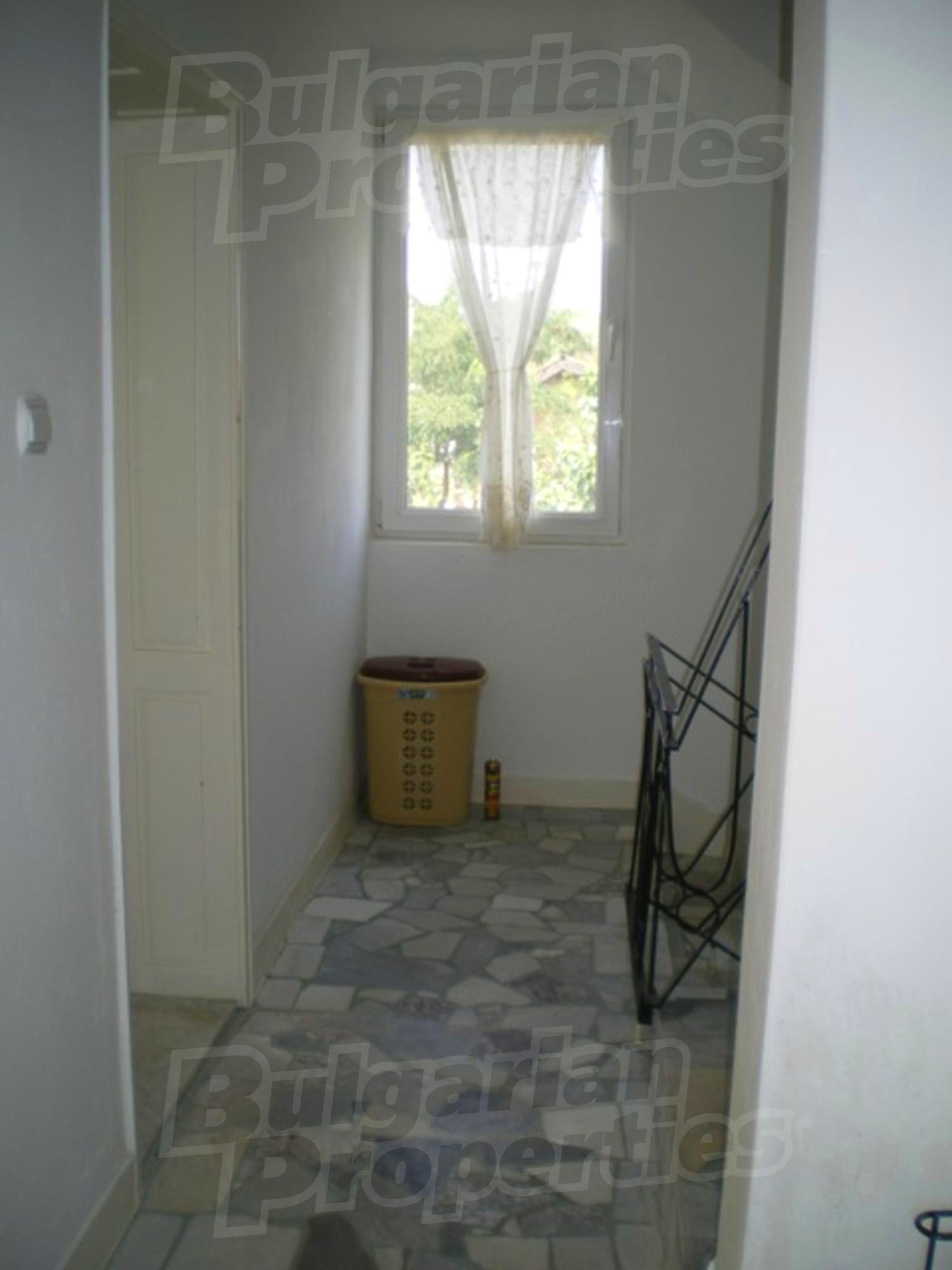 Gallery Picture 15