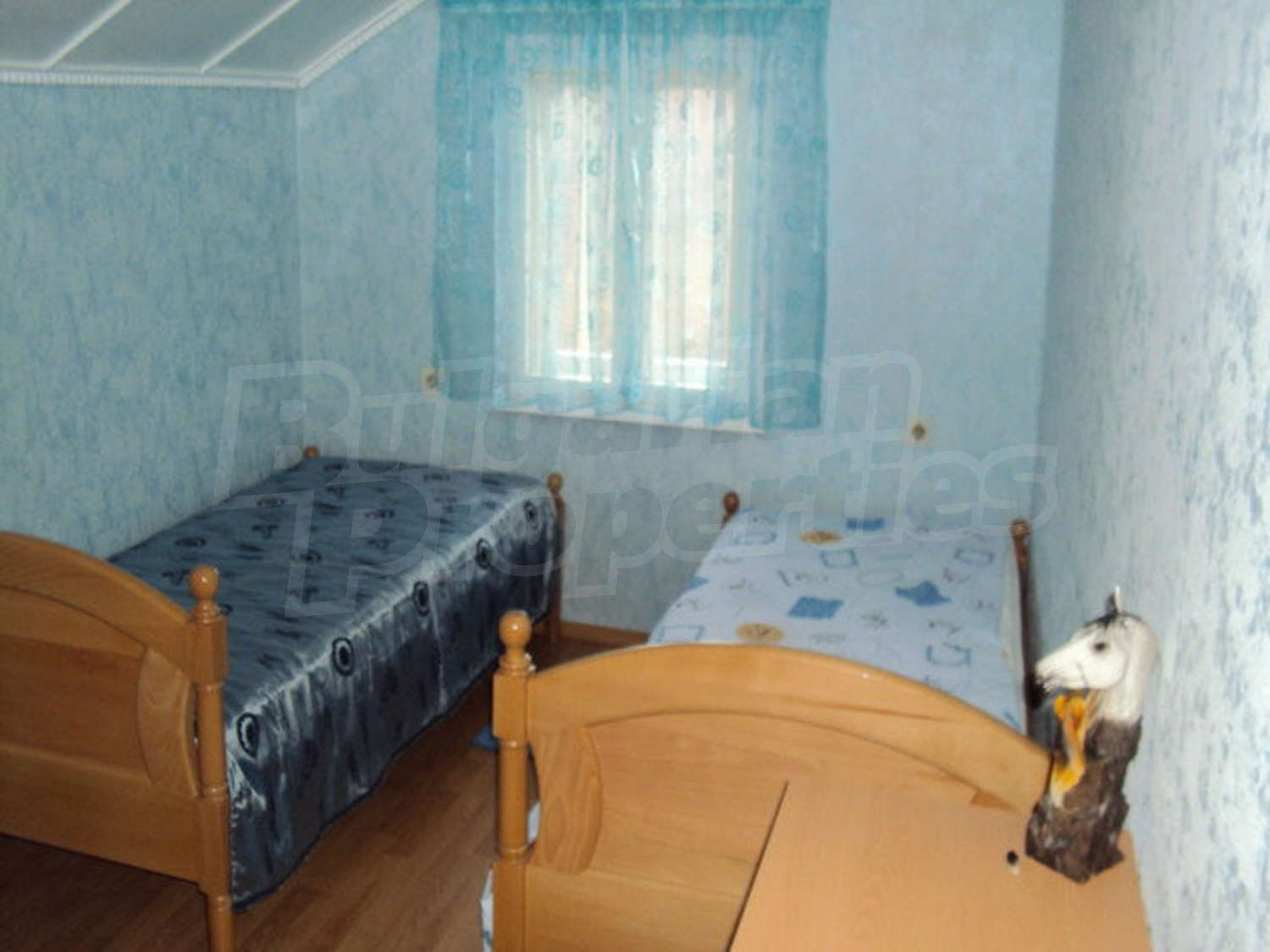 Gallery Picture 13