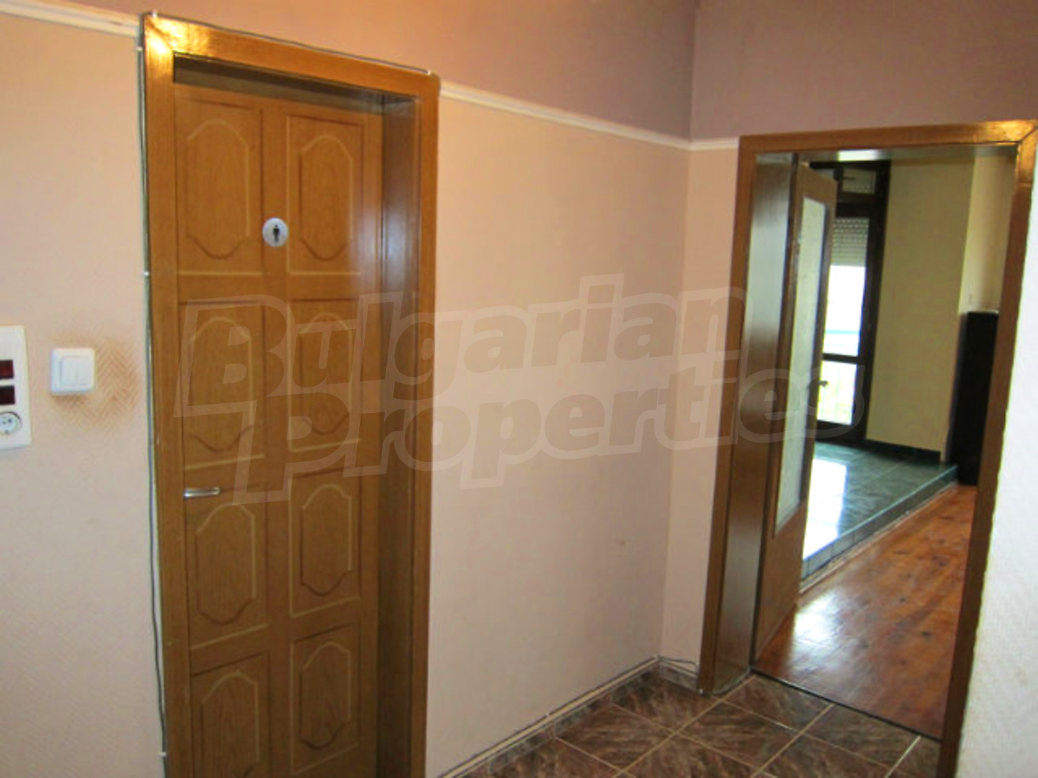 Gallery Picture 9