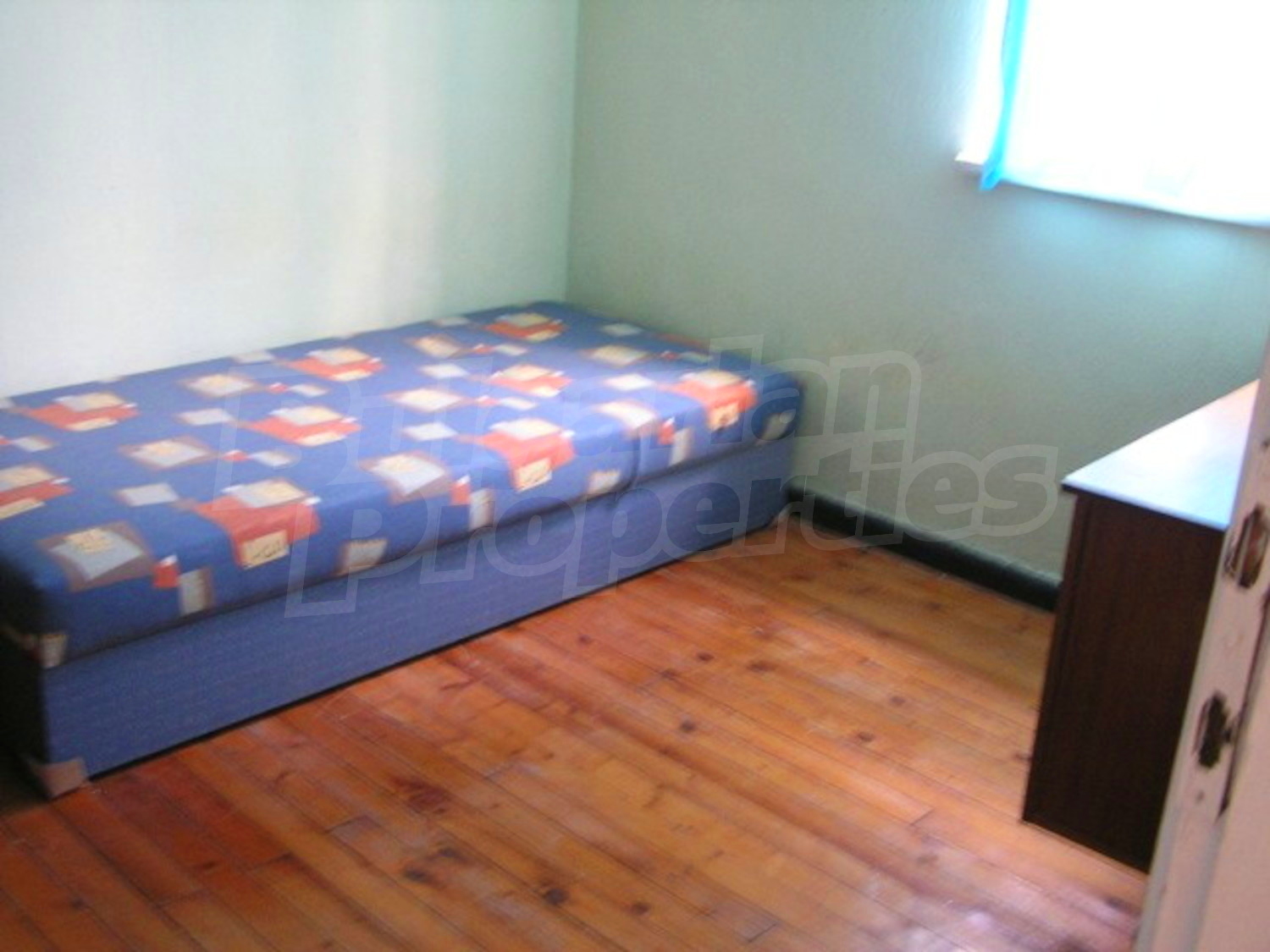 Gallery Picture 6