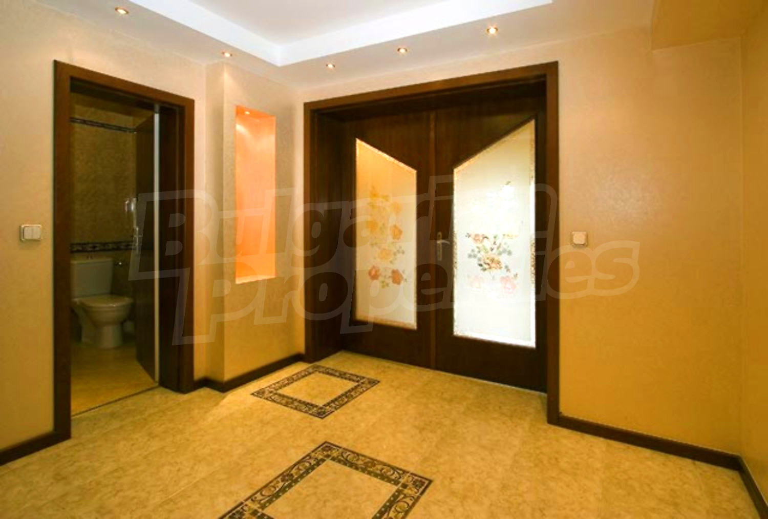 Gallery Picture 15