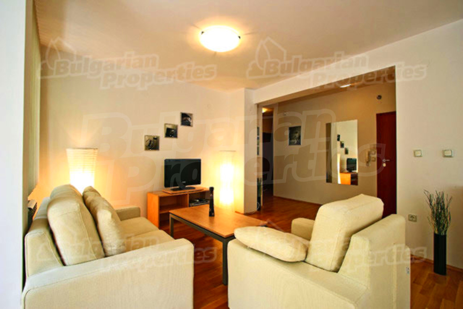 Gallery Picture 4