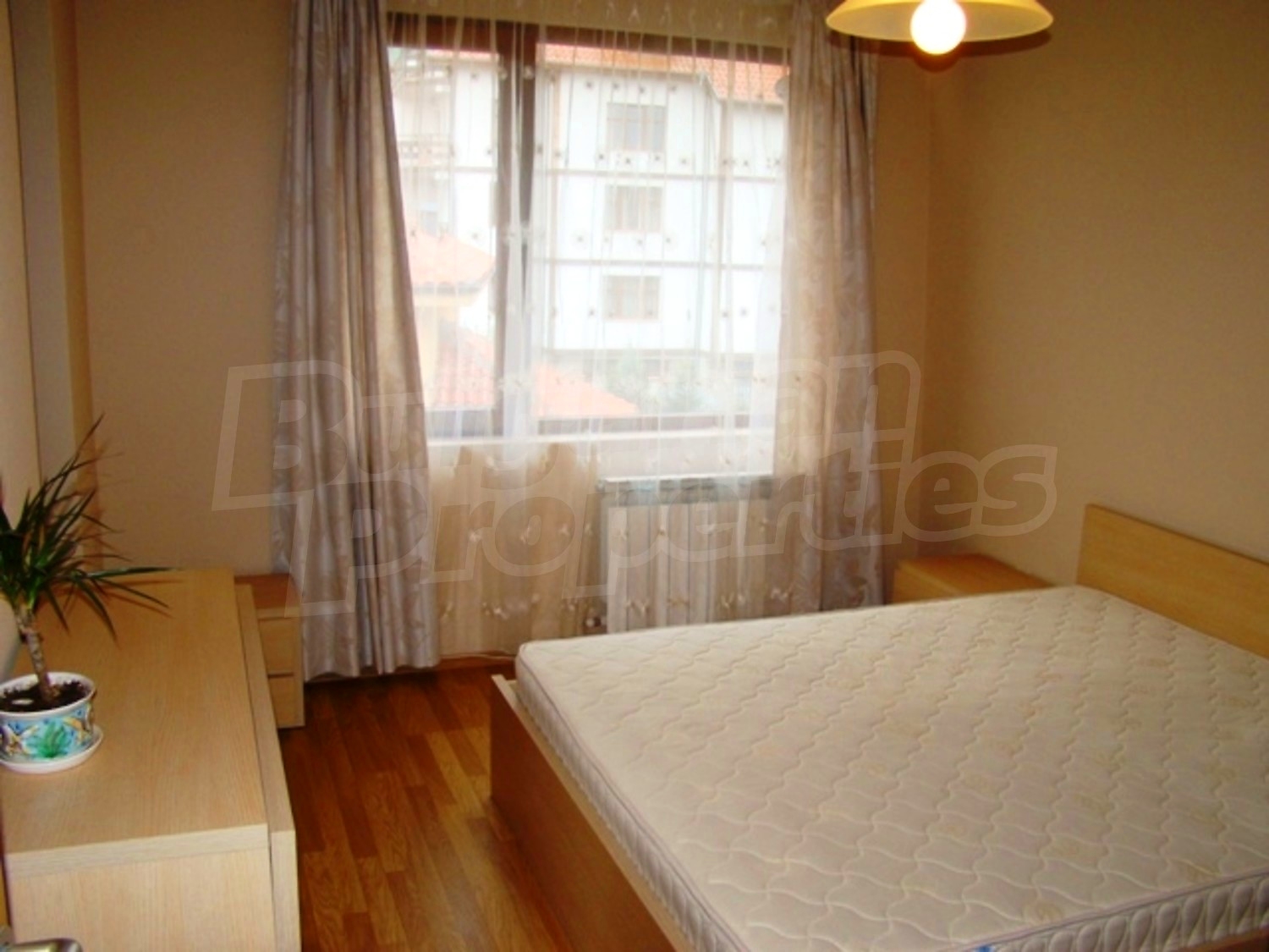 Gallery Picture 13