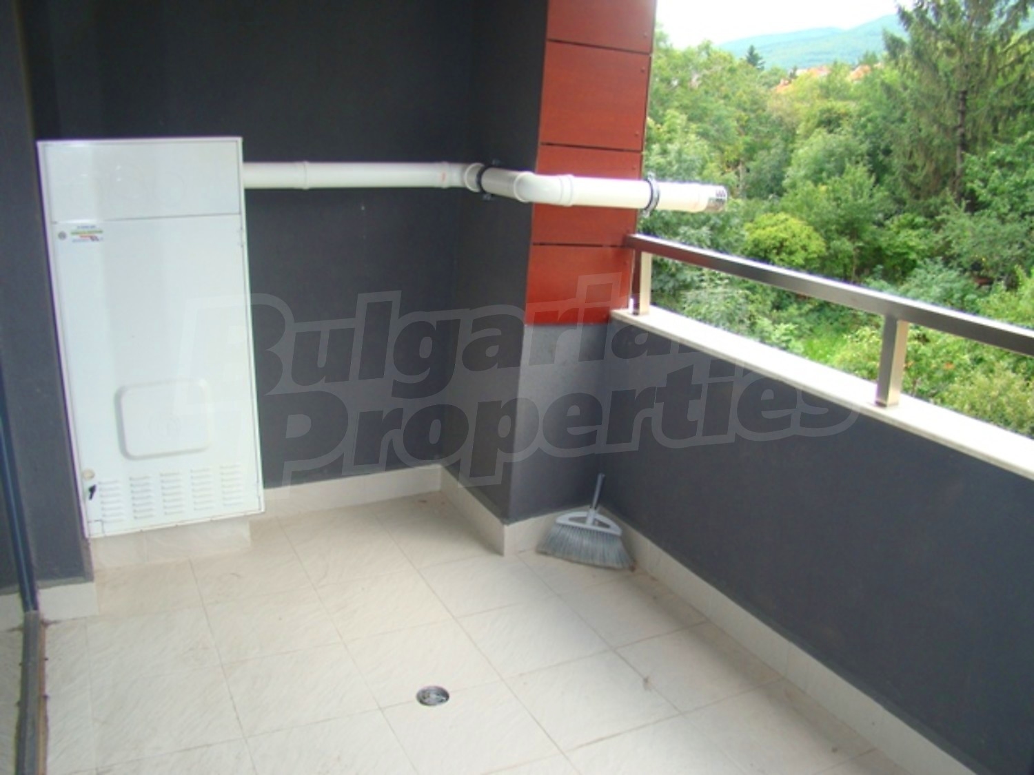 Gallery Picture 16