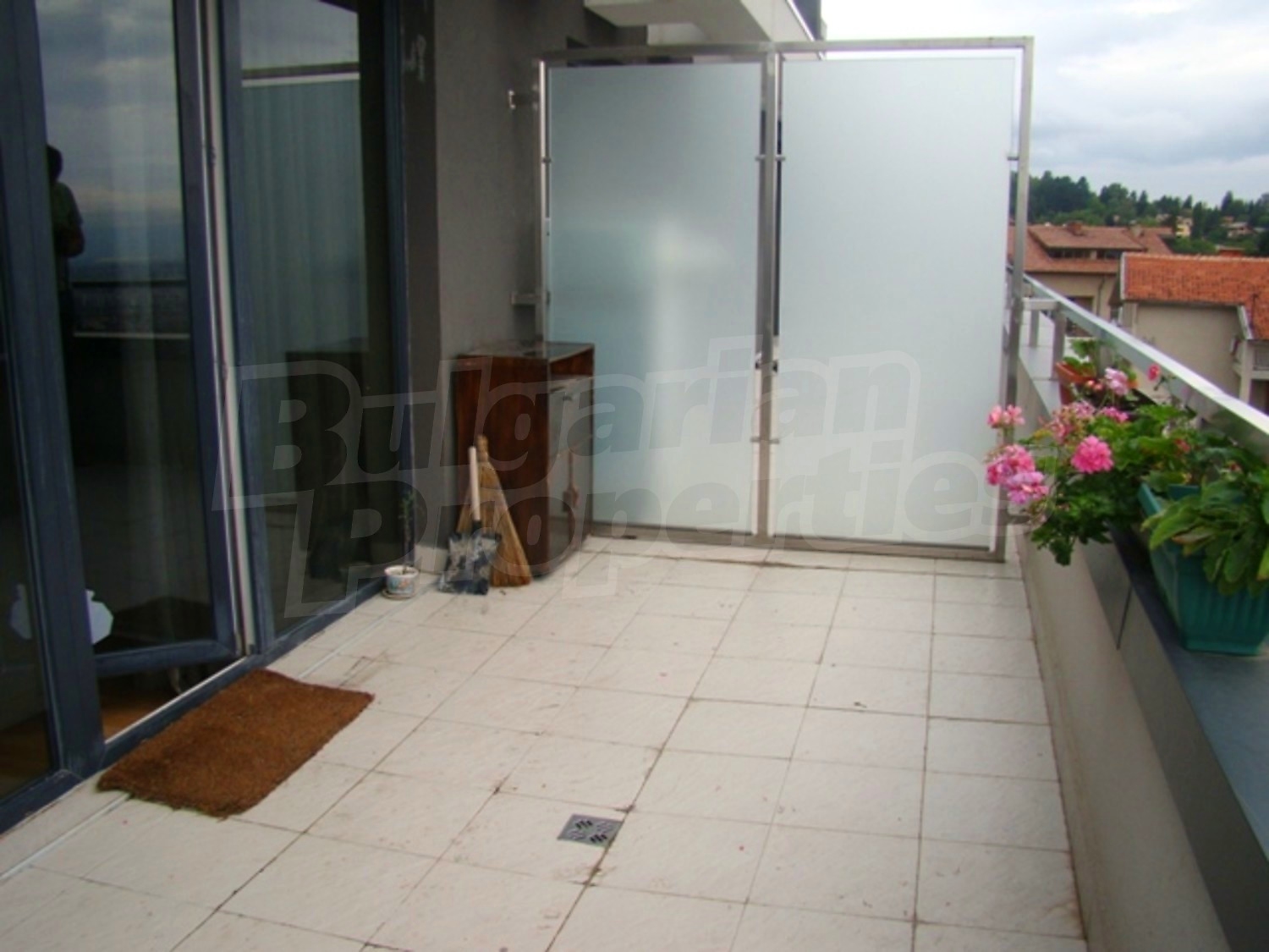 Gallery Picture 17
