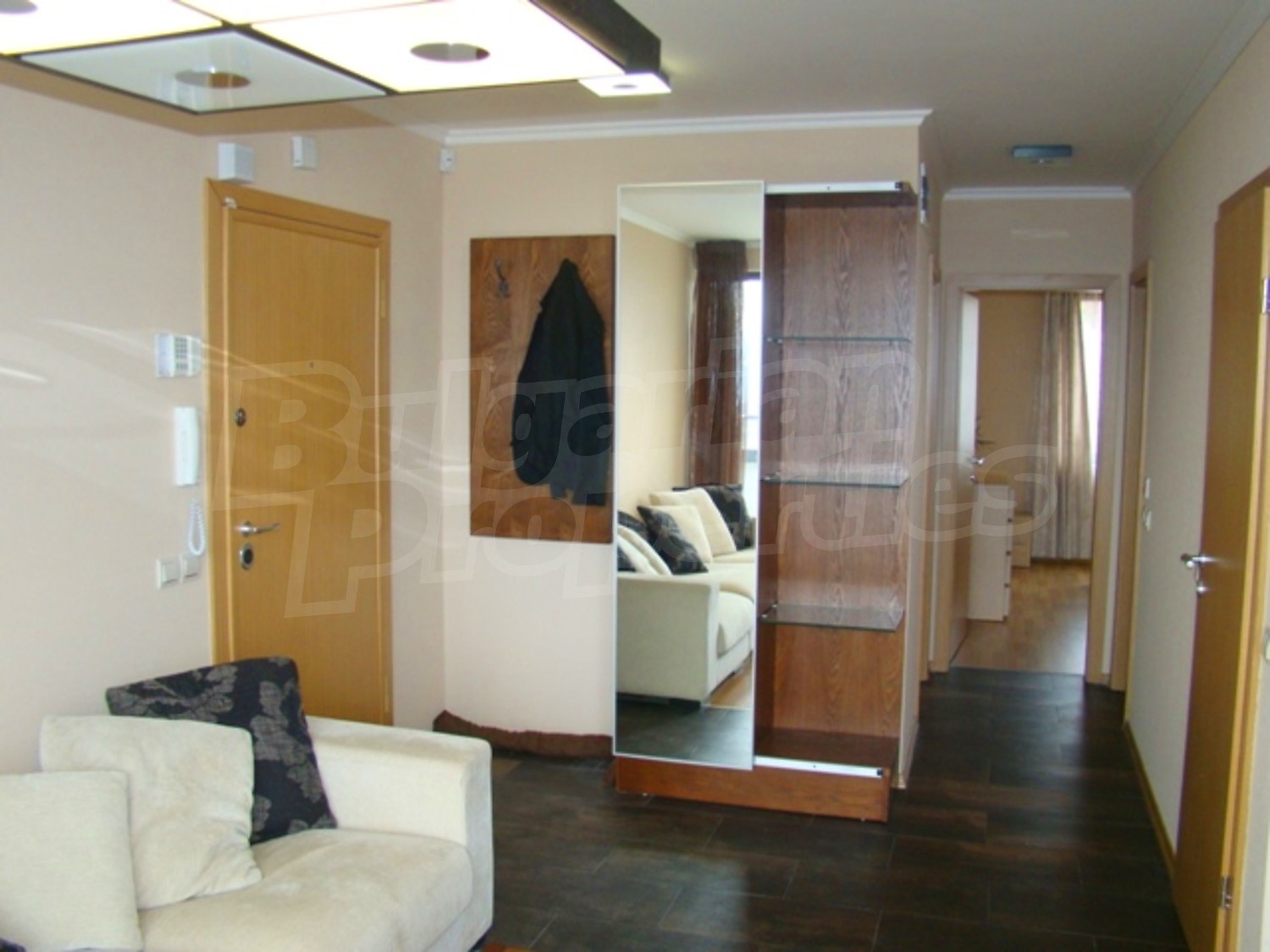 Gallery Picture 4