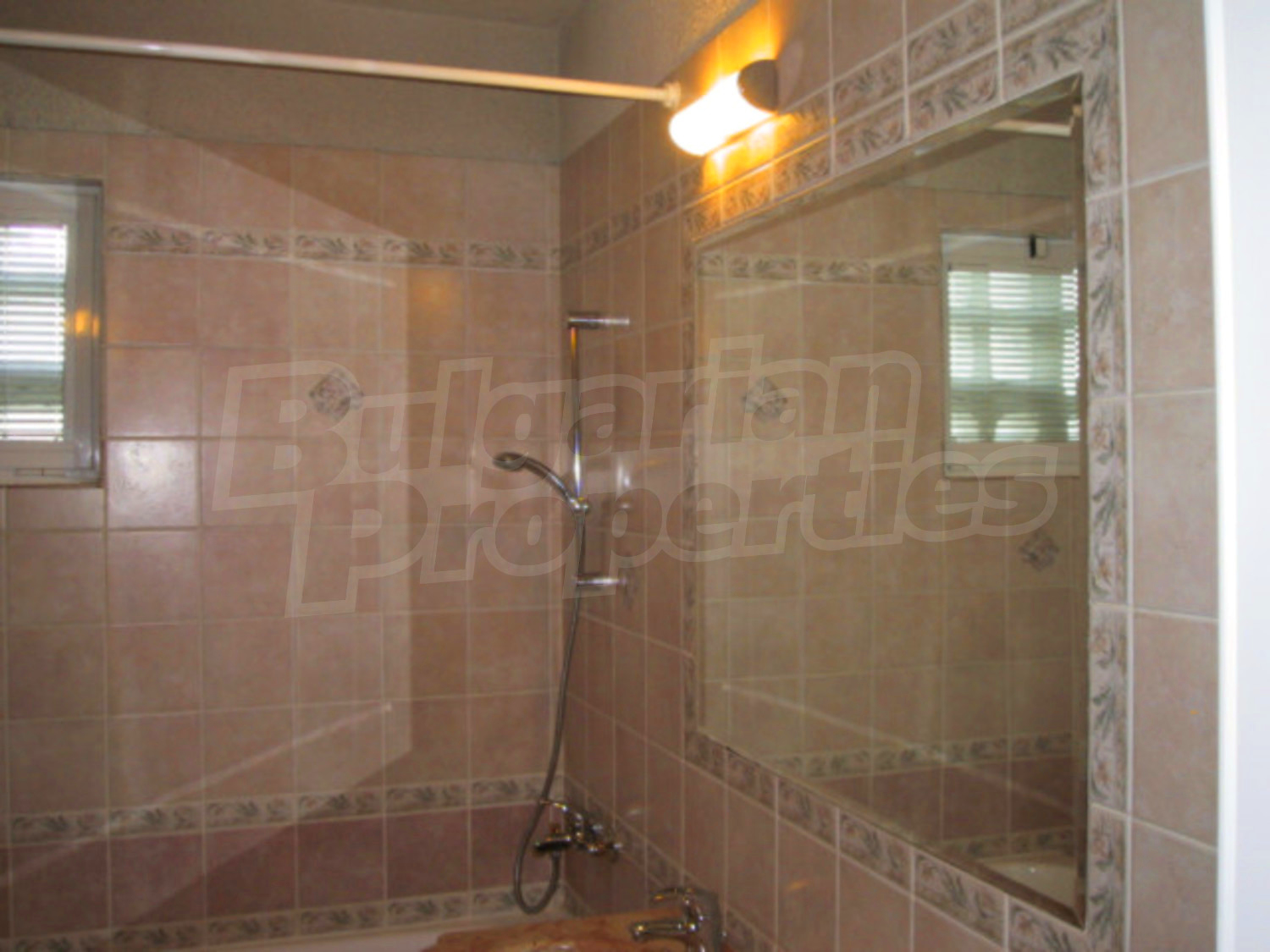 Gallery Picture 16