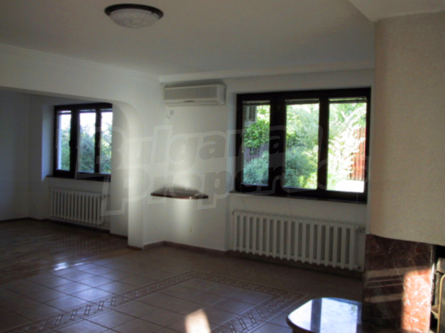 Gallery Picture 9