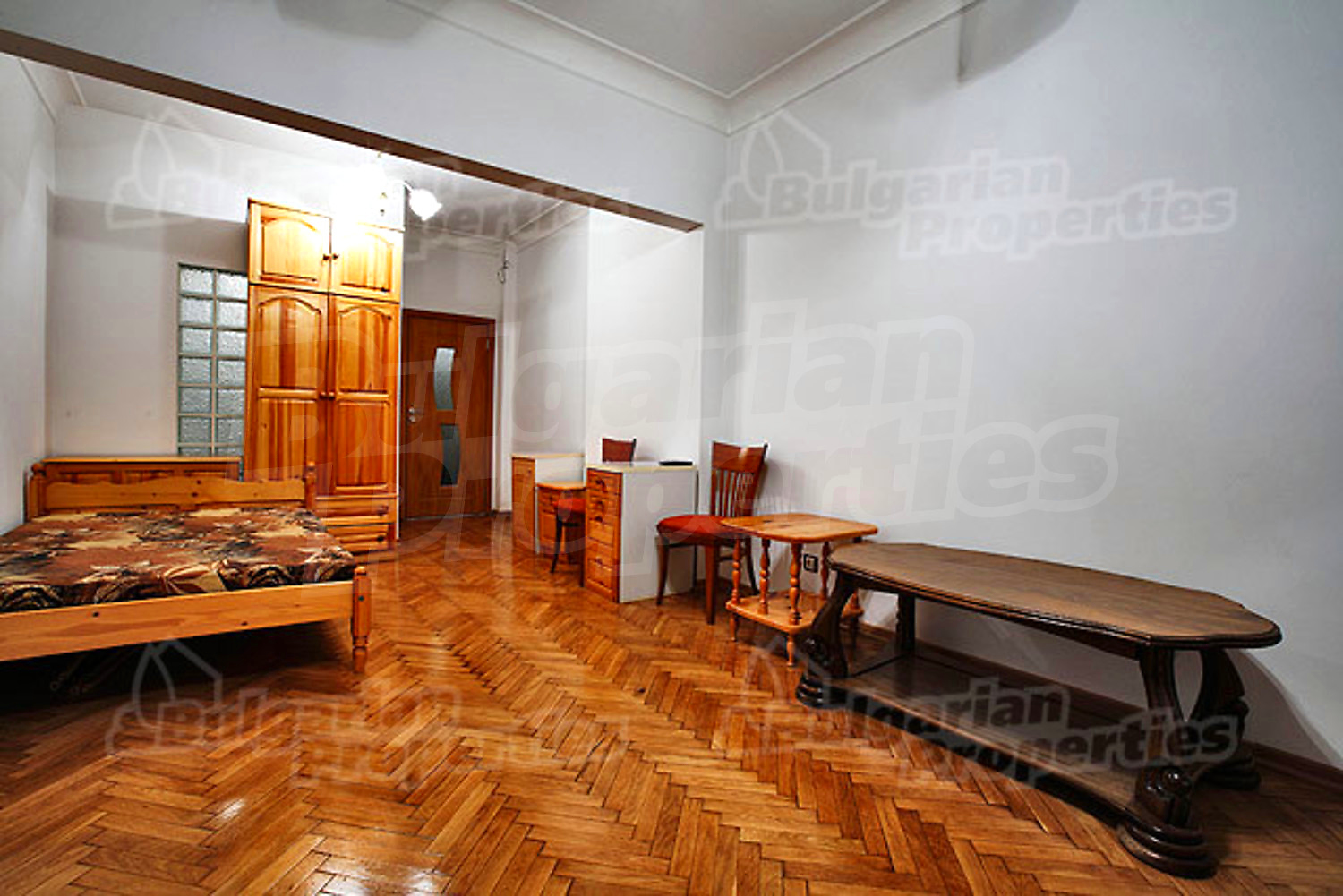 Gallery Picture 6