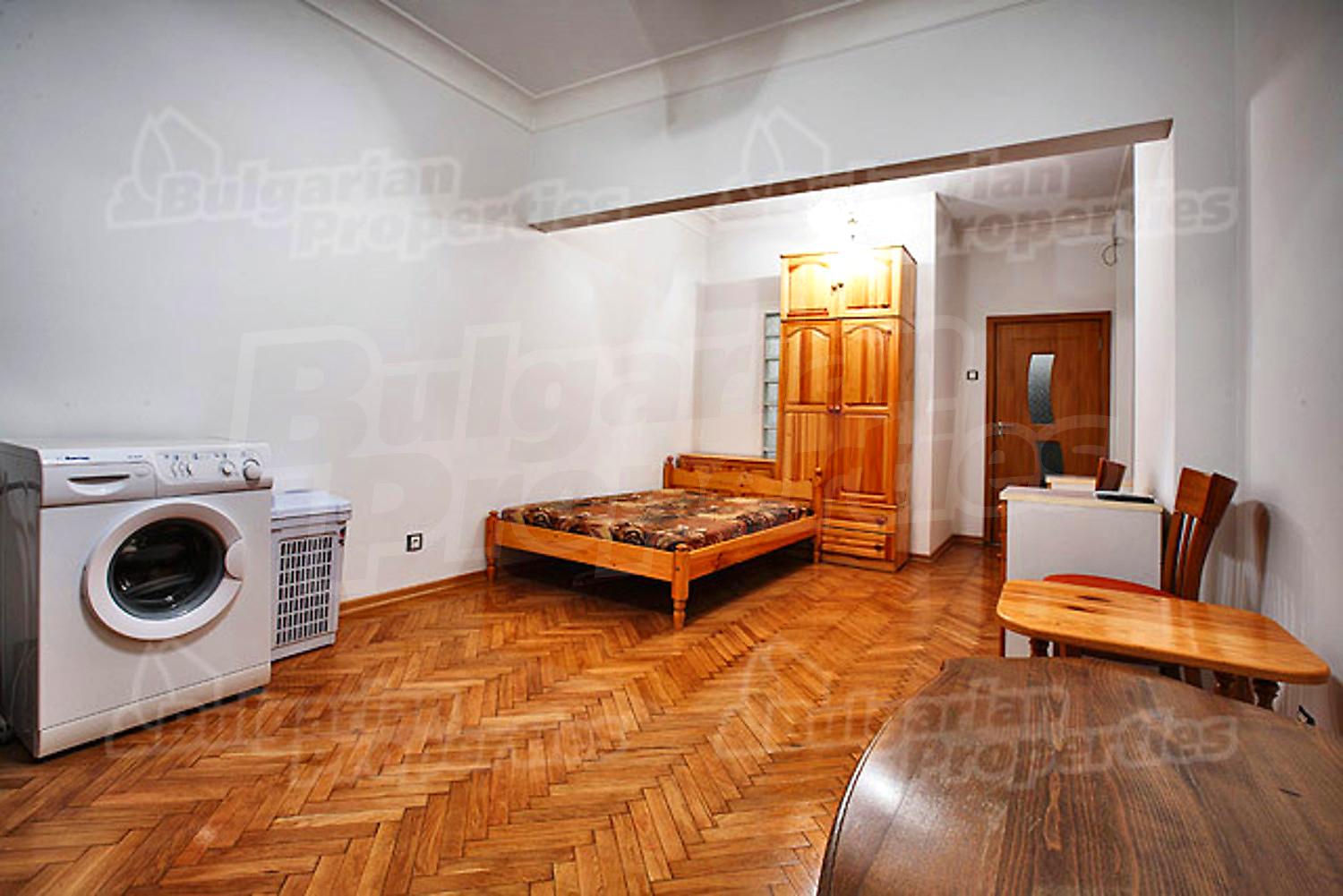 Gallery Picture 7