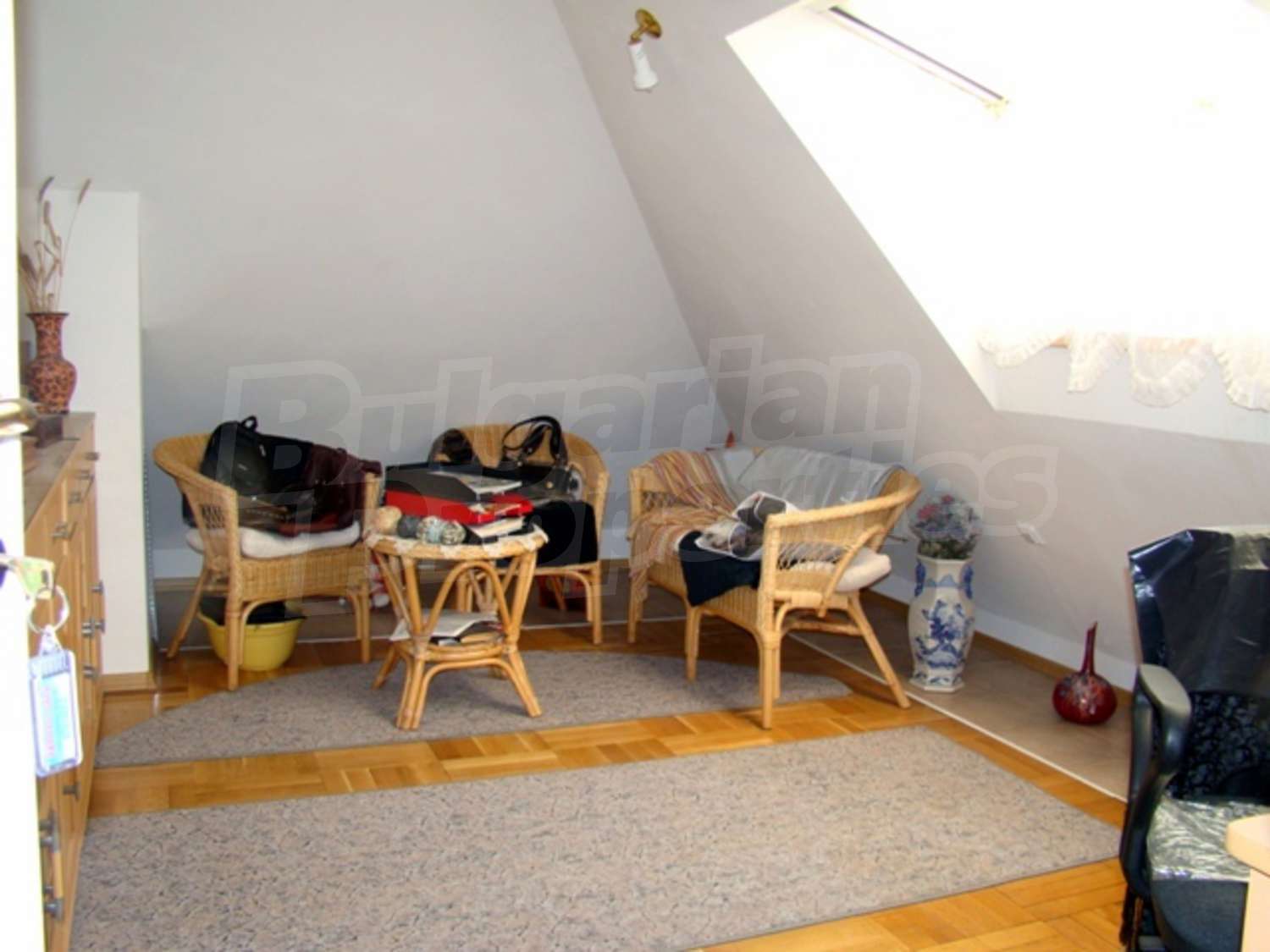 Gallery Picture 9