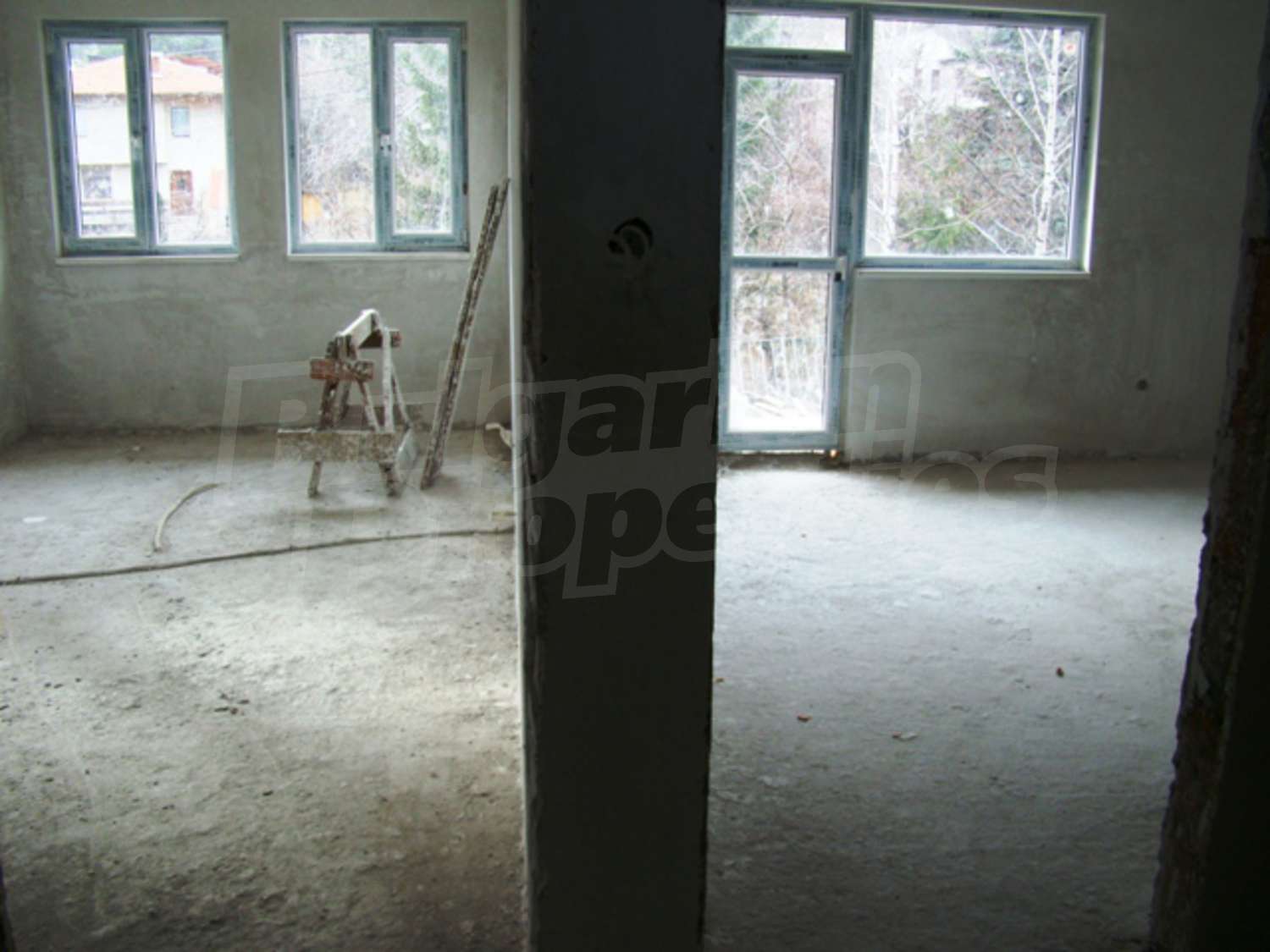Gallery Picture 12