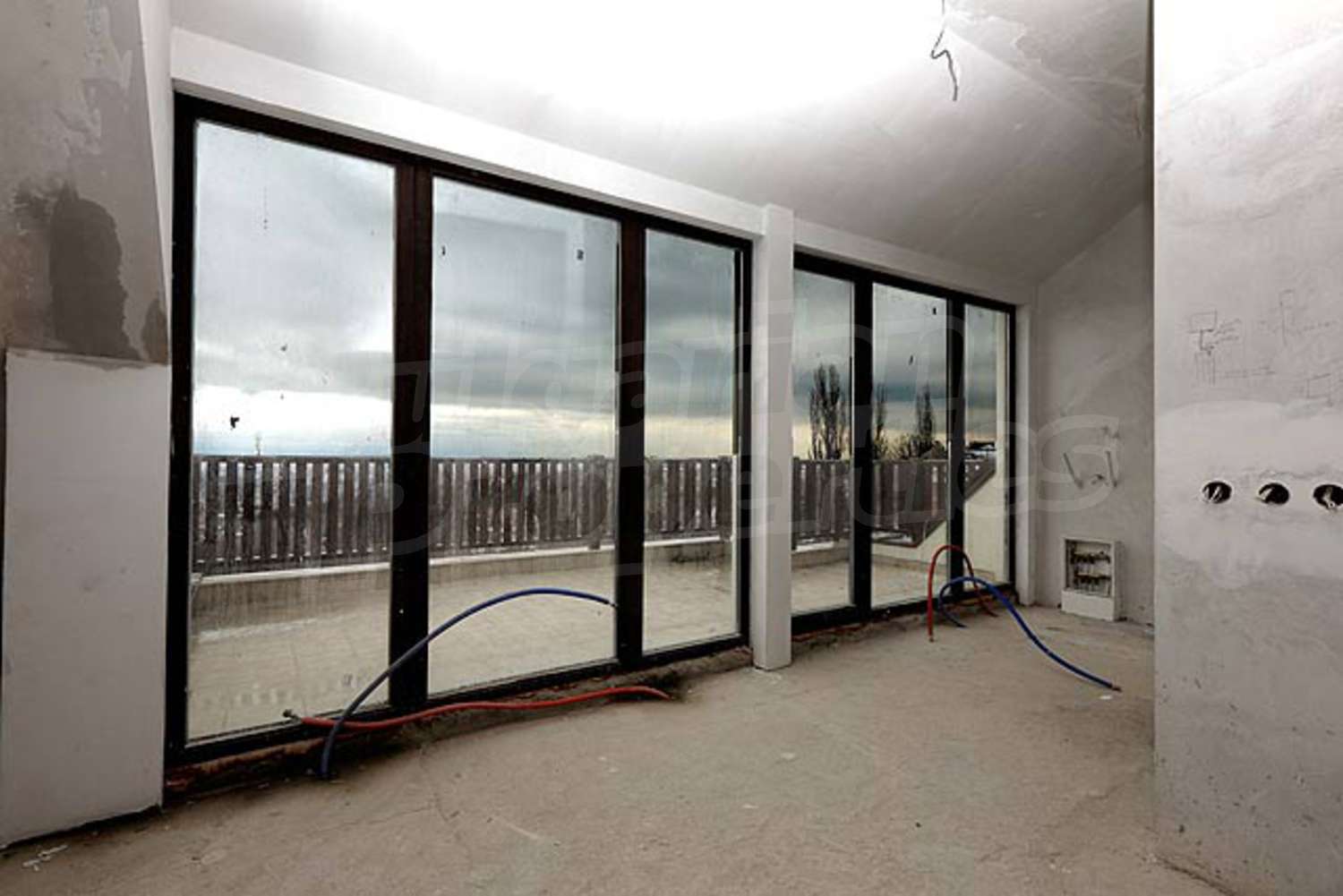 Gallery Picture 2