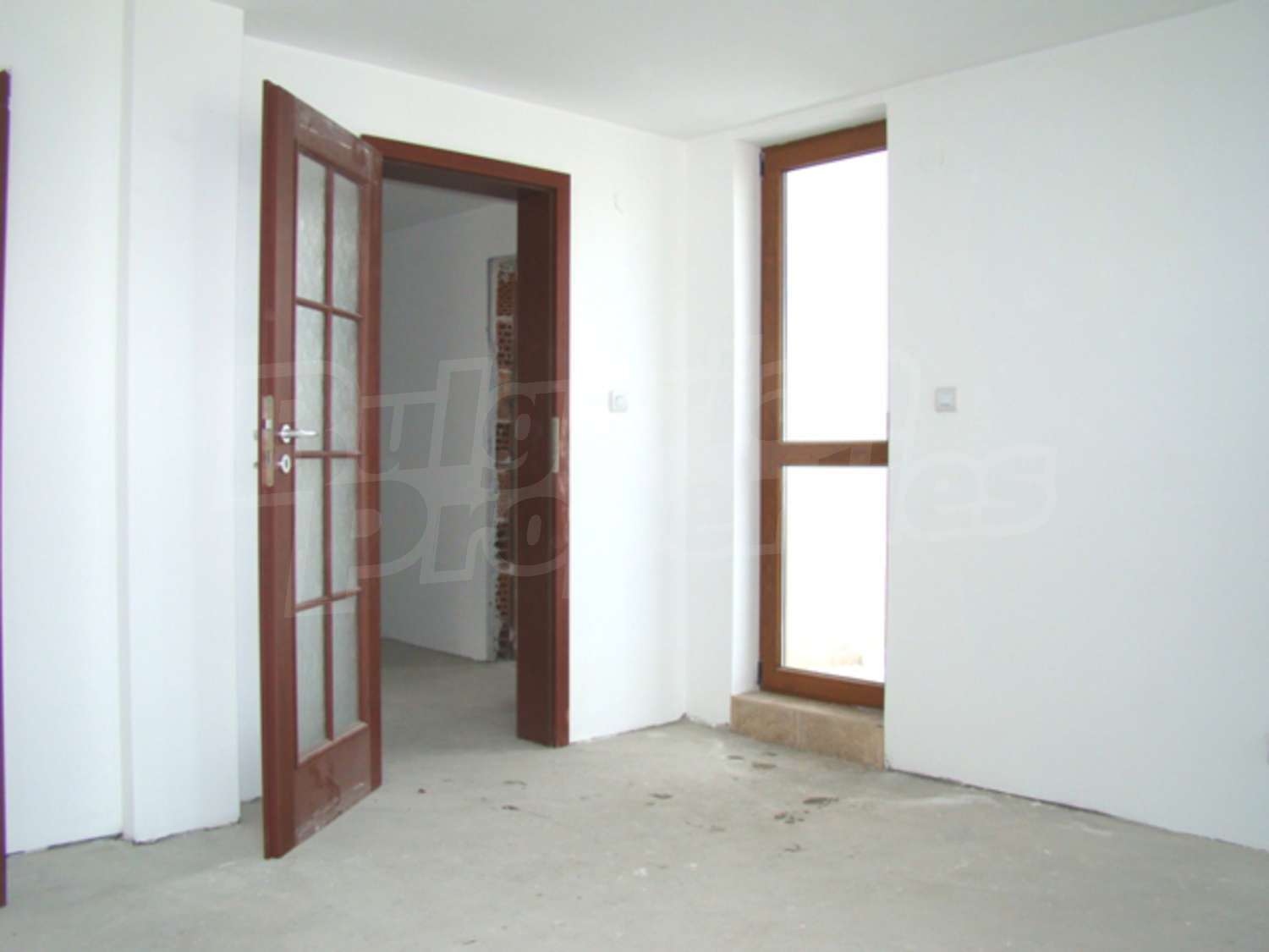 Gallery Picture 10