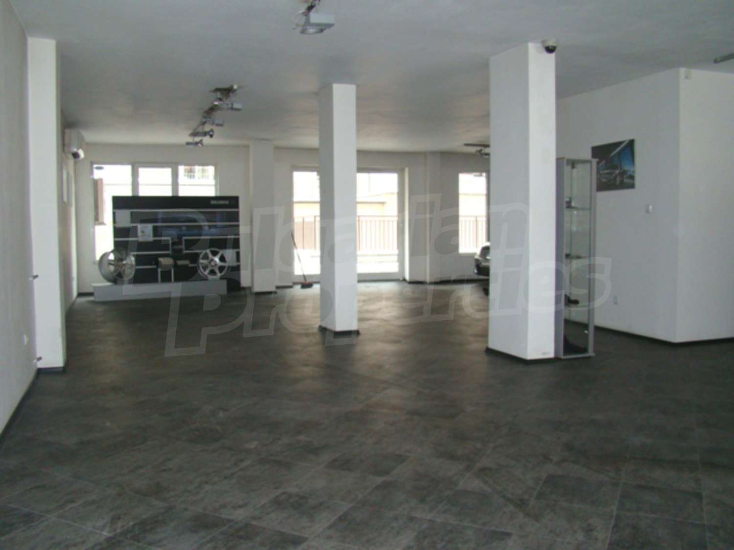 Gallery Picture 7