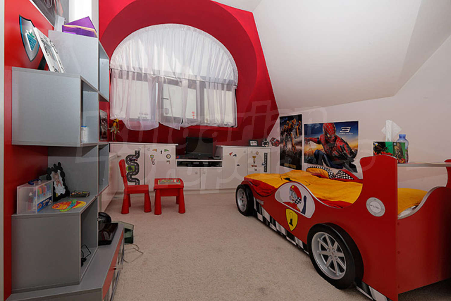 Gallery Picture 14
