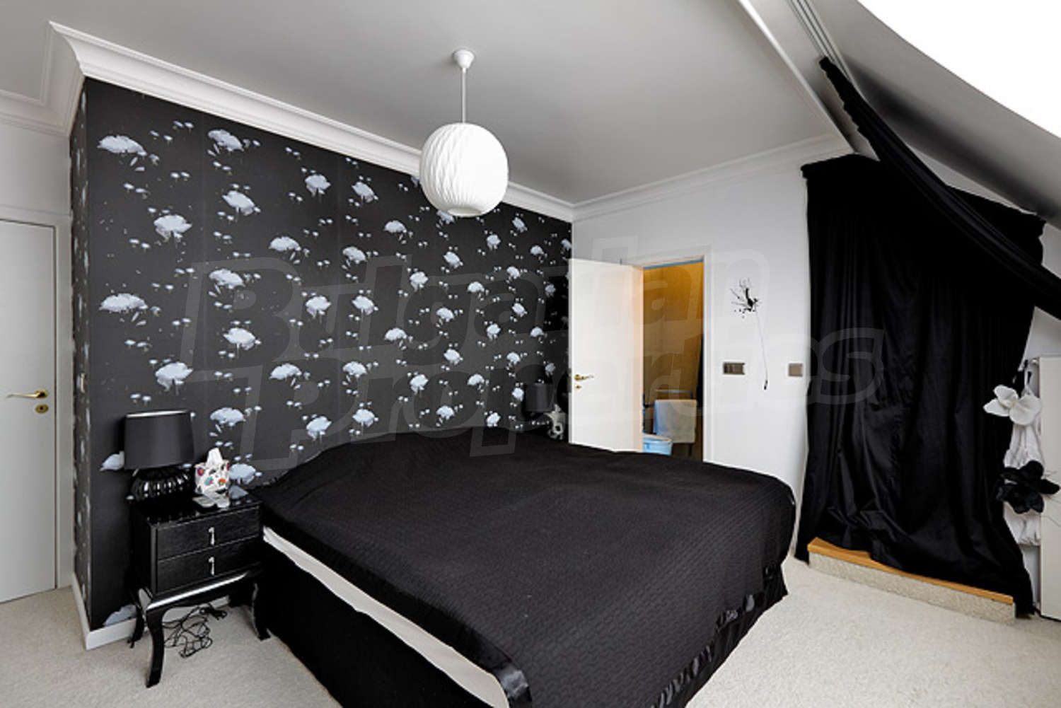 Gallery Picture 18