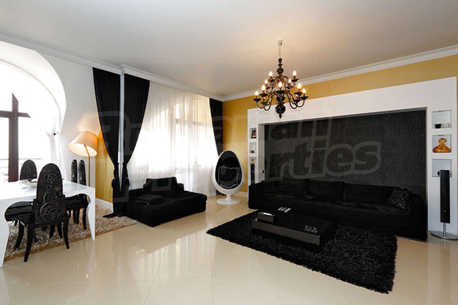 Gallery Picture 2
