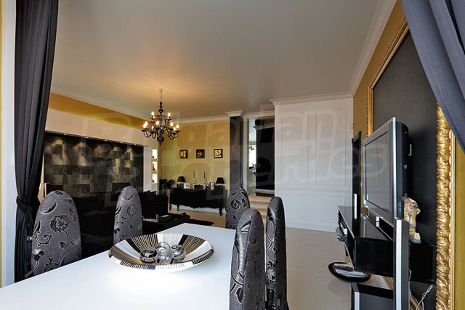 Gallery Picture 6