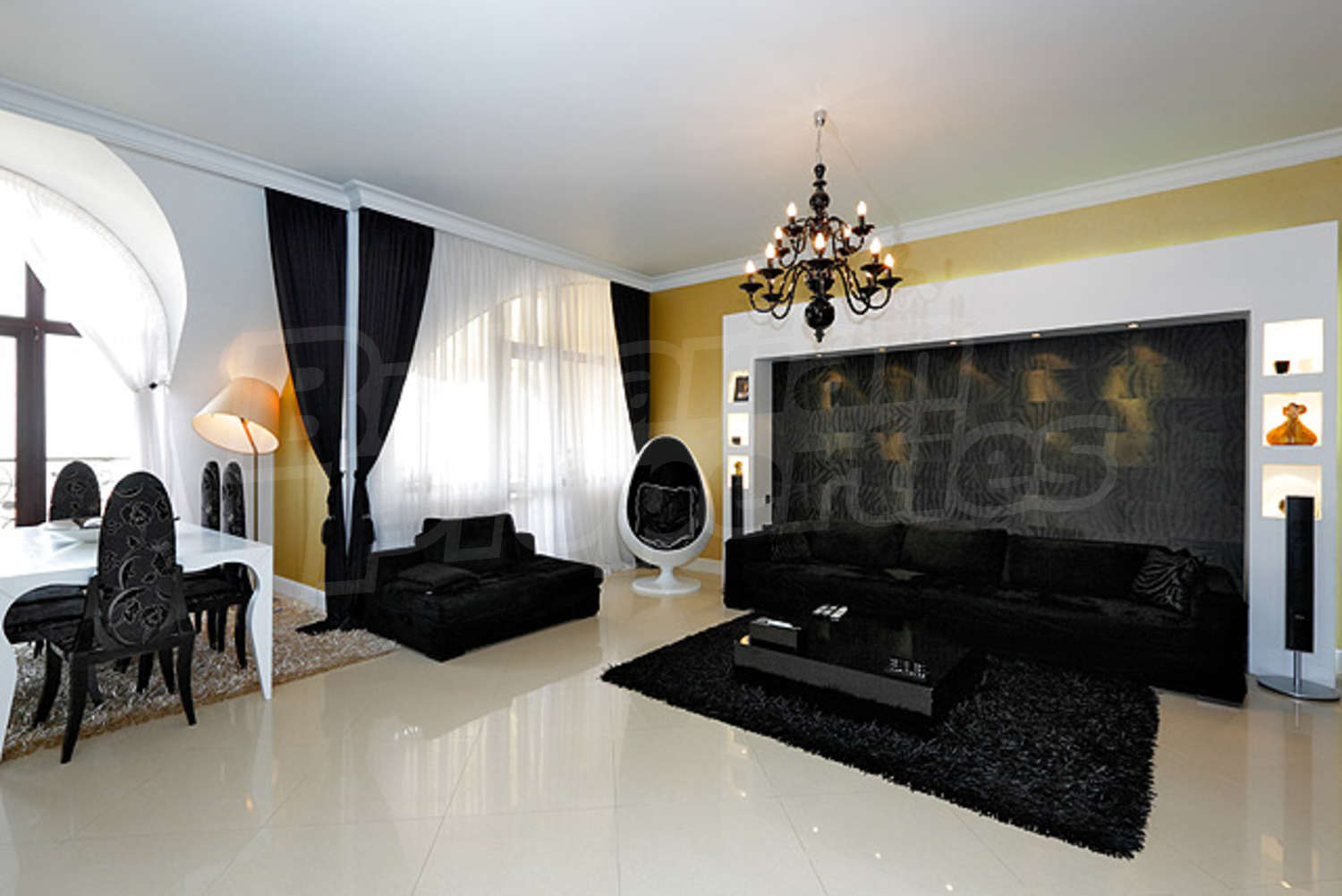 Gallery Picture 9
