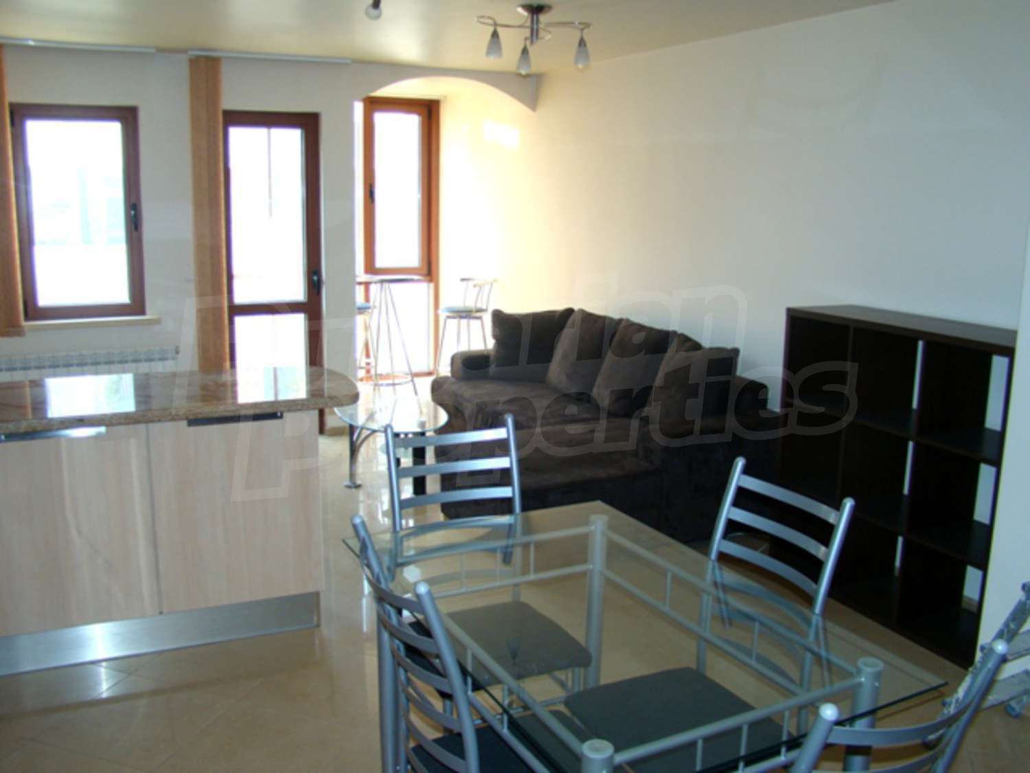 Gallery Picture 10
