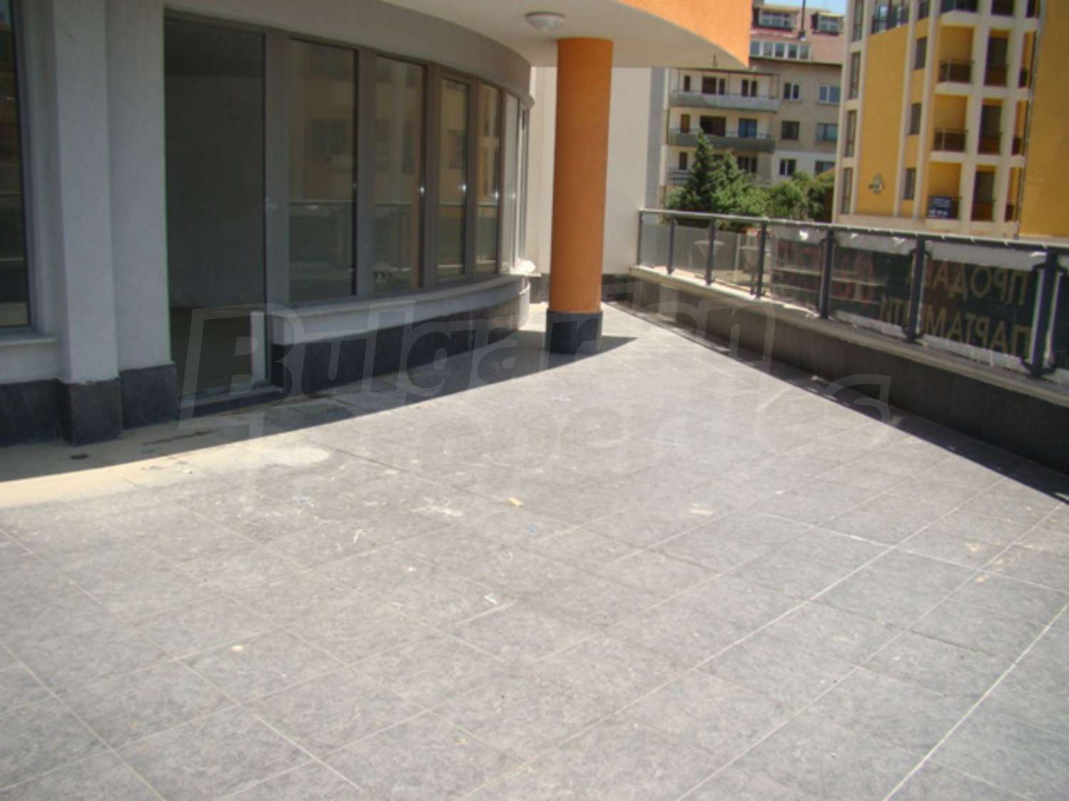 Gallery Picture 16