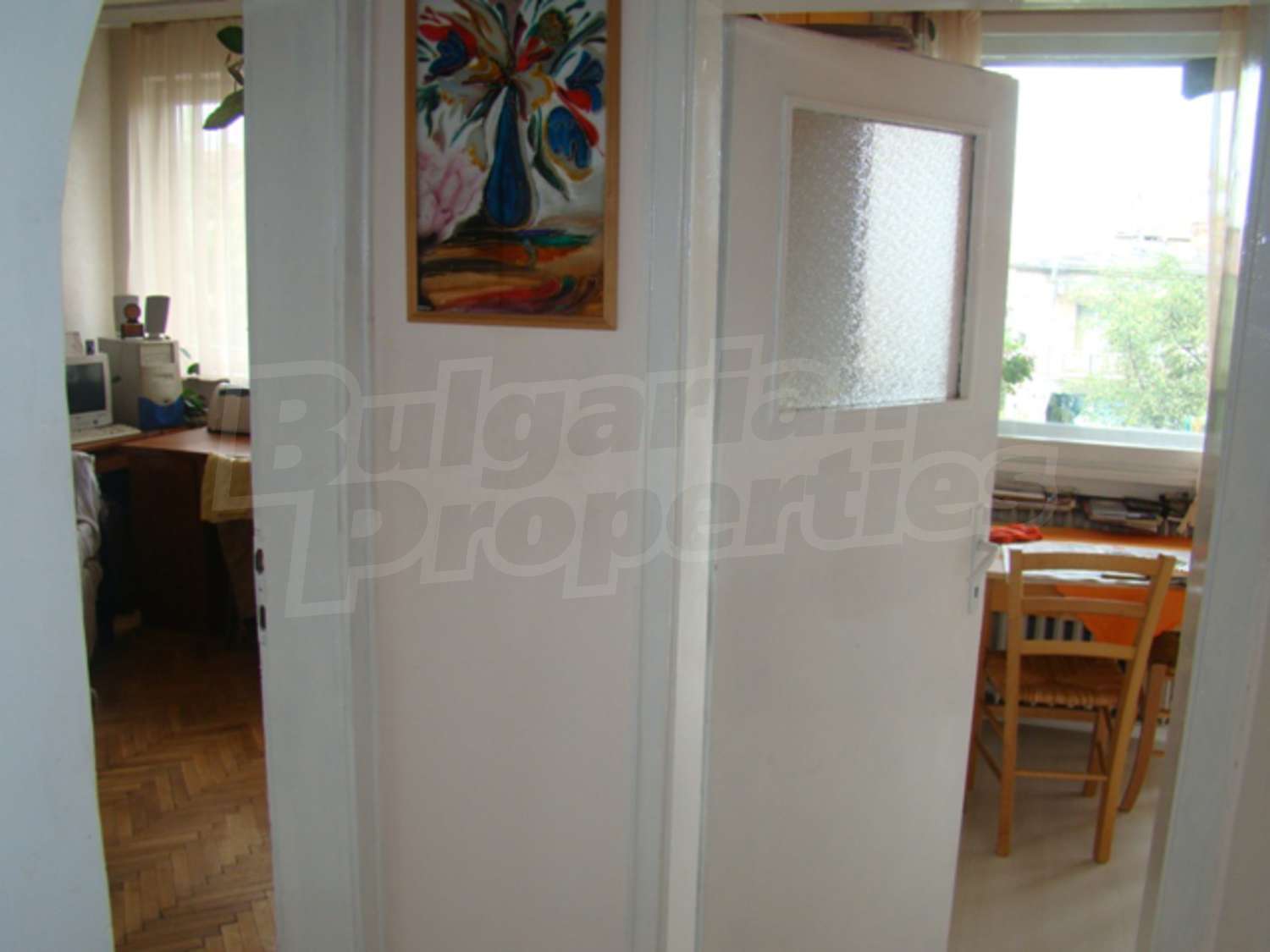 Gallery Picture 9