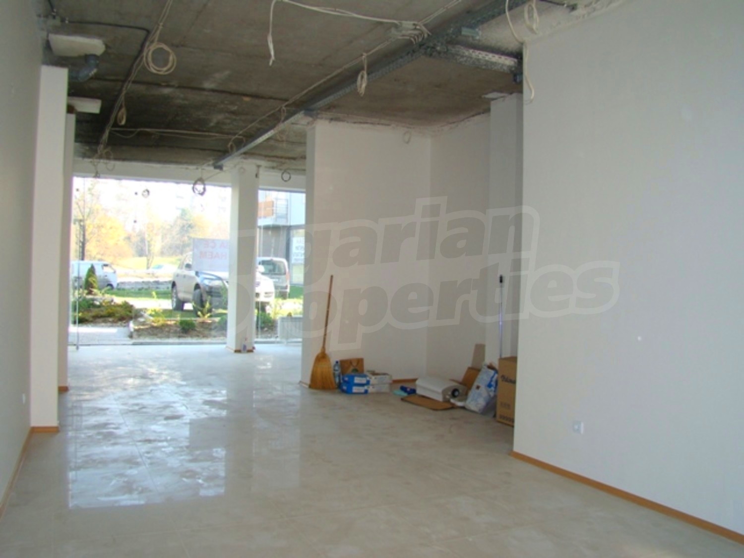 Gallery Picture 10