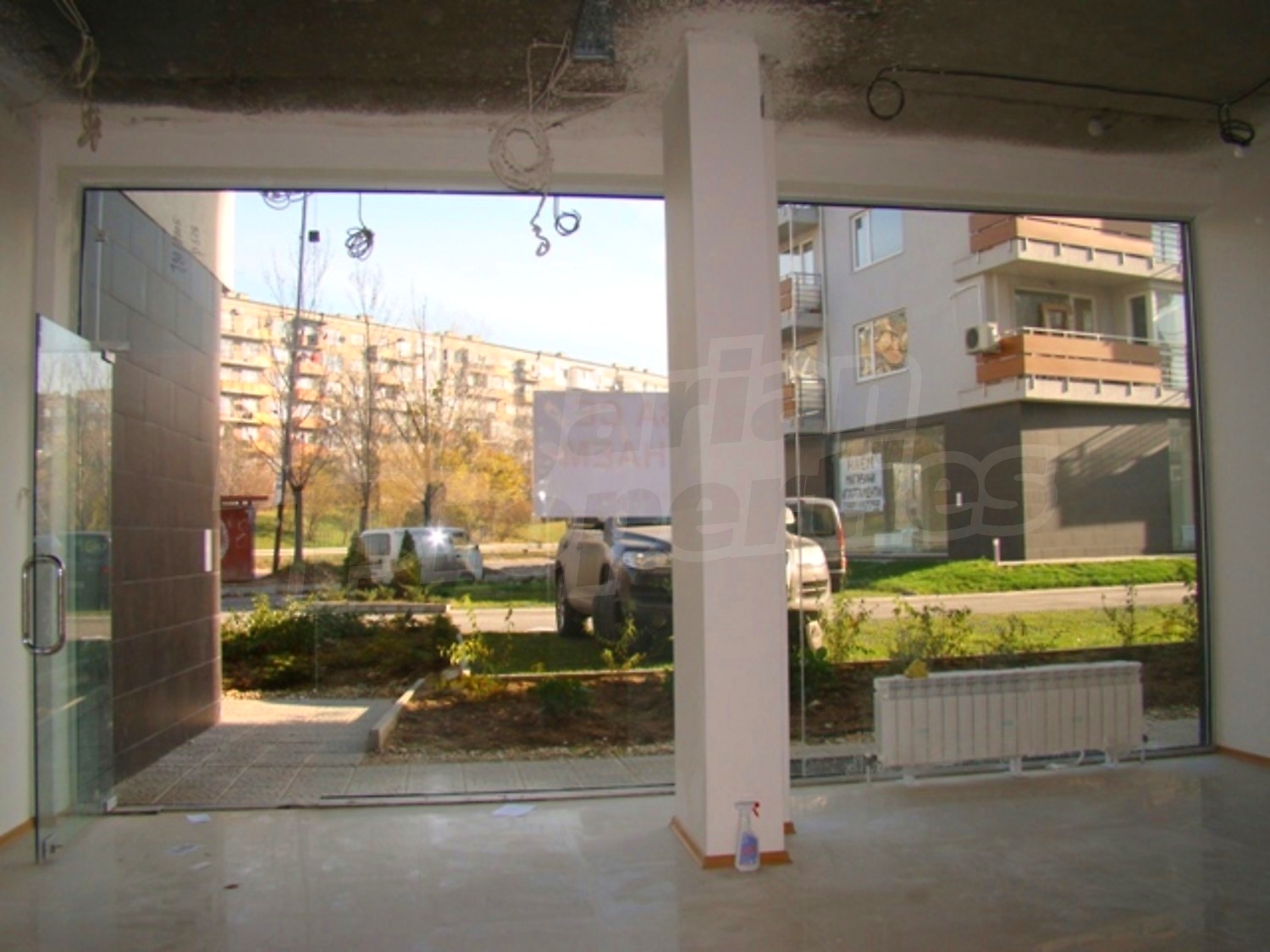 Gallery Picture 12