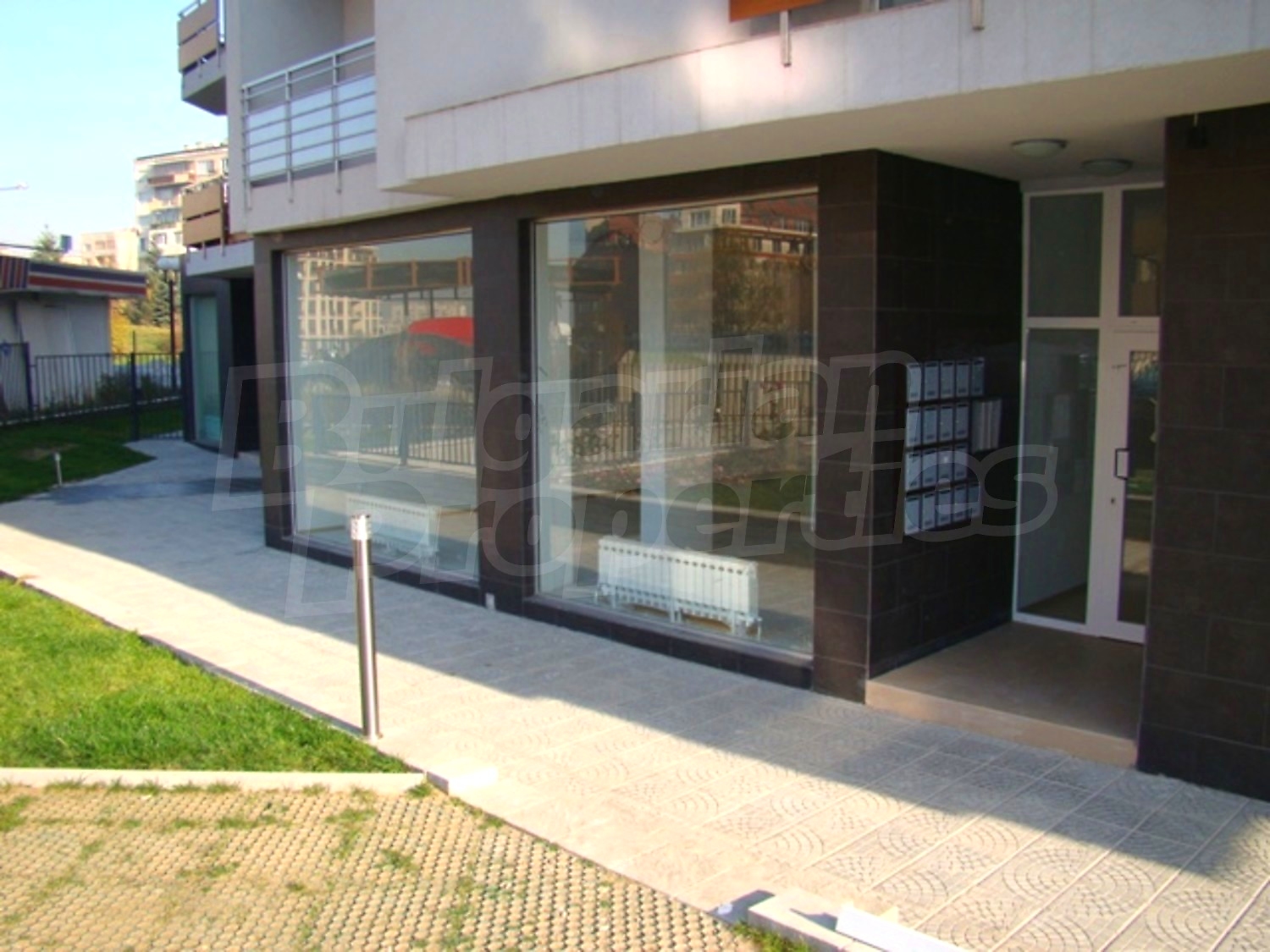 Gallery Picture 2