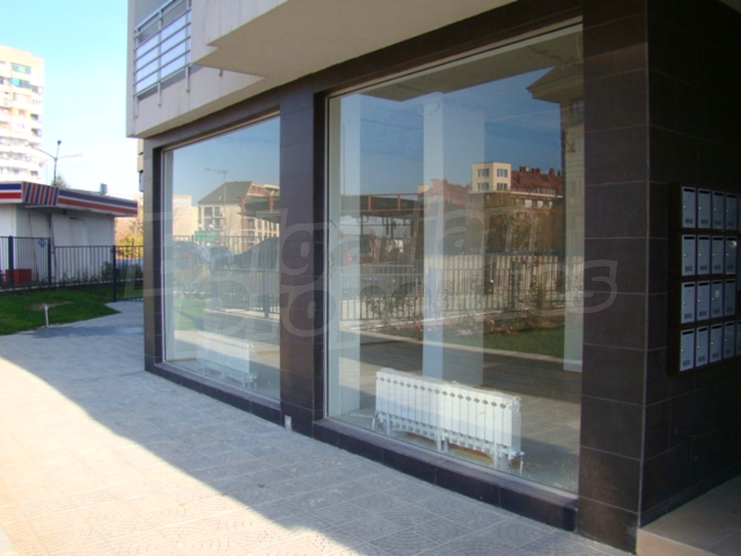 Gallery Picture 4