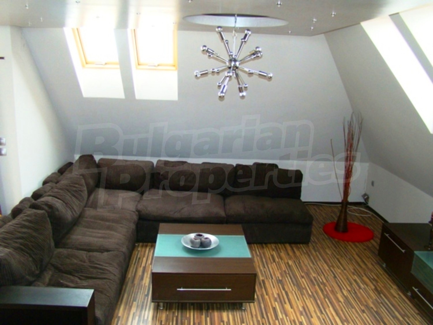 Gallery Picture 10