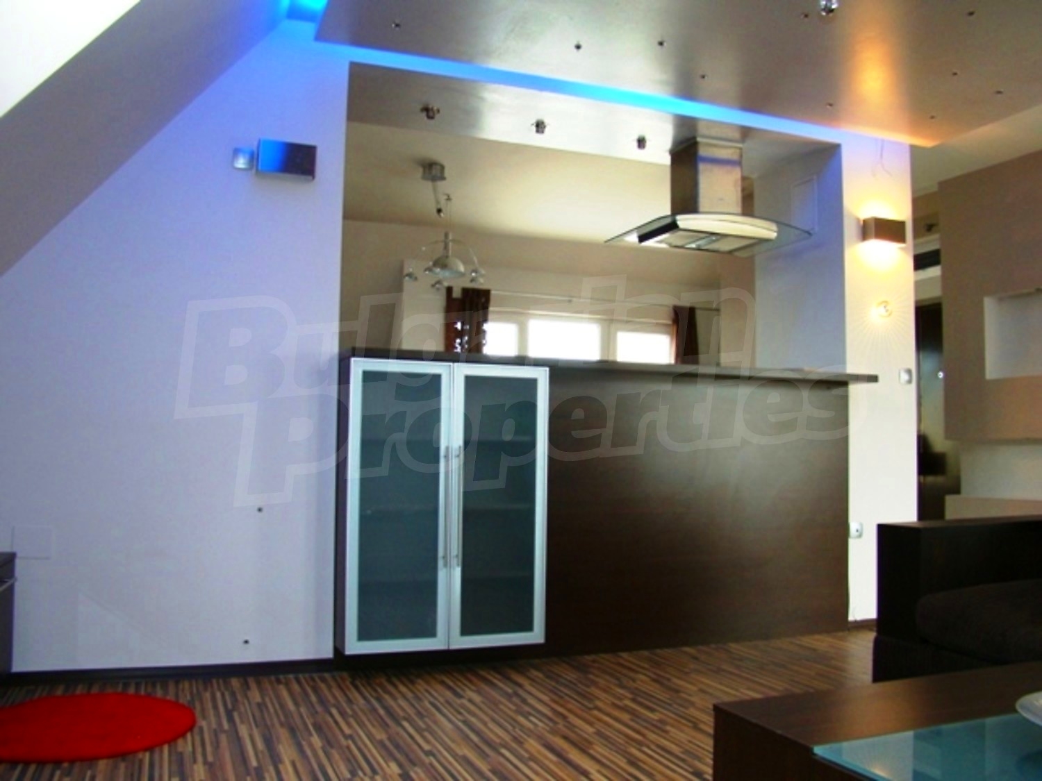 Gallery Picture 13