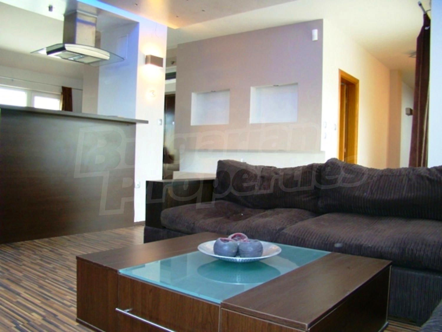 Gallery Picture 8