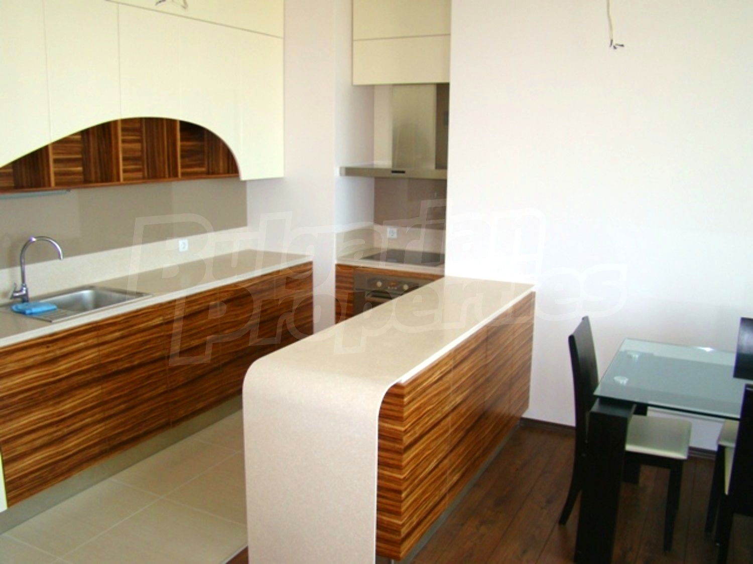 Gallery Picture 7