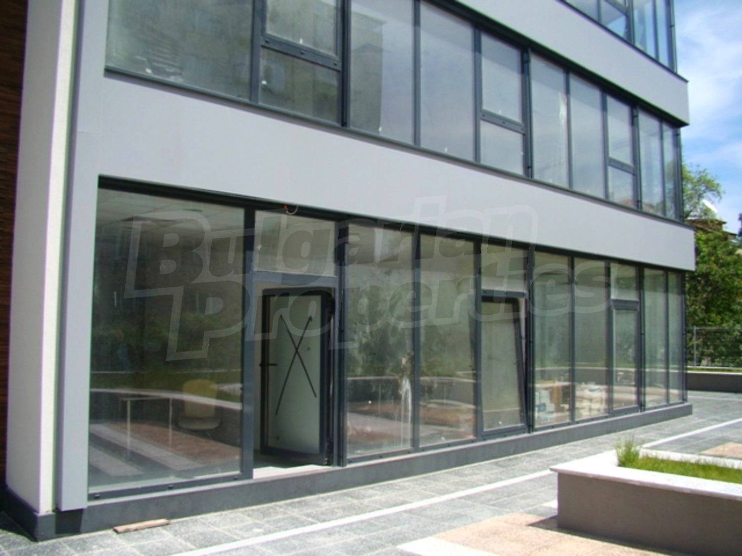 Gallery Picture 2