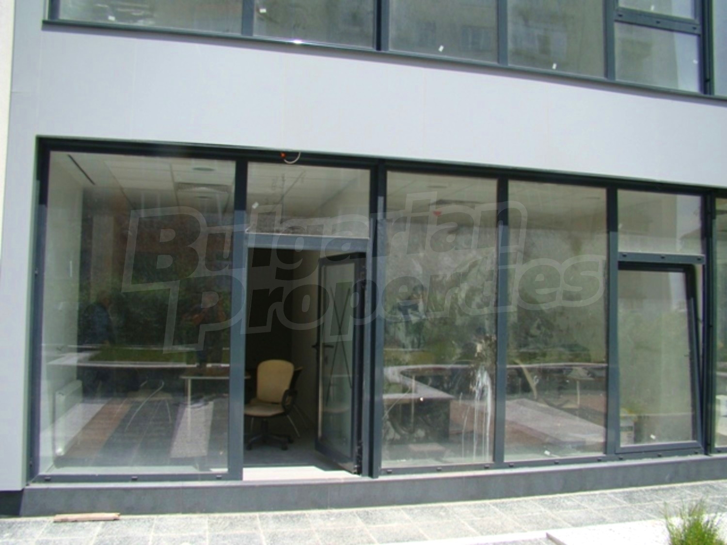 Gallery Picture 4
