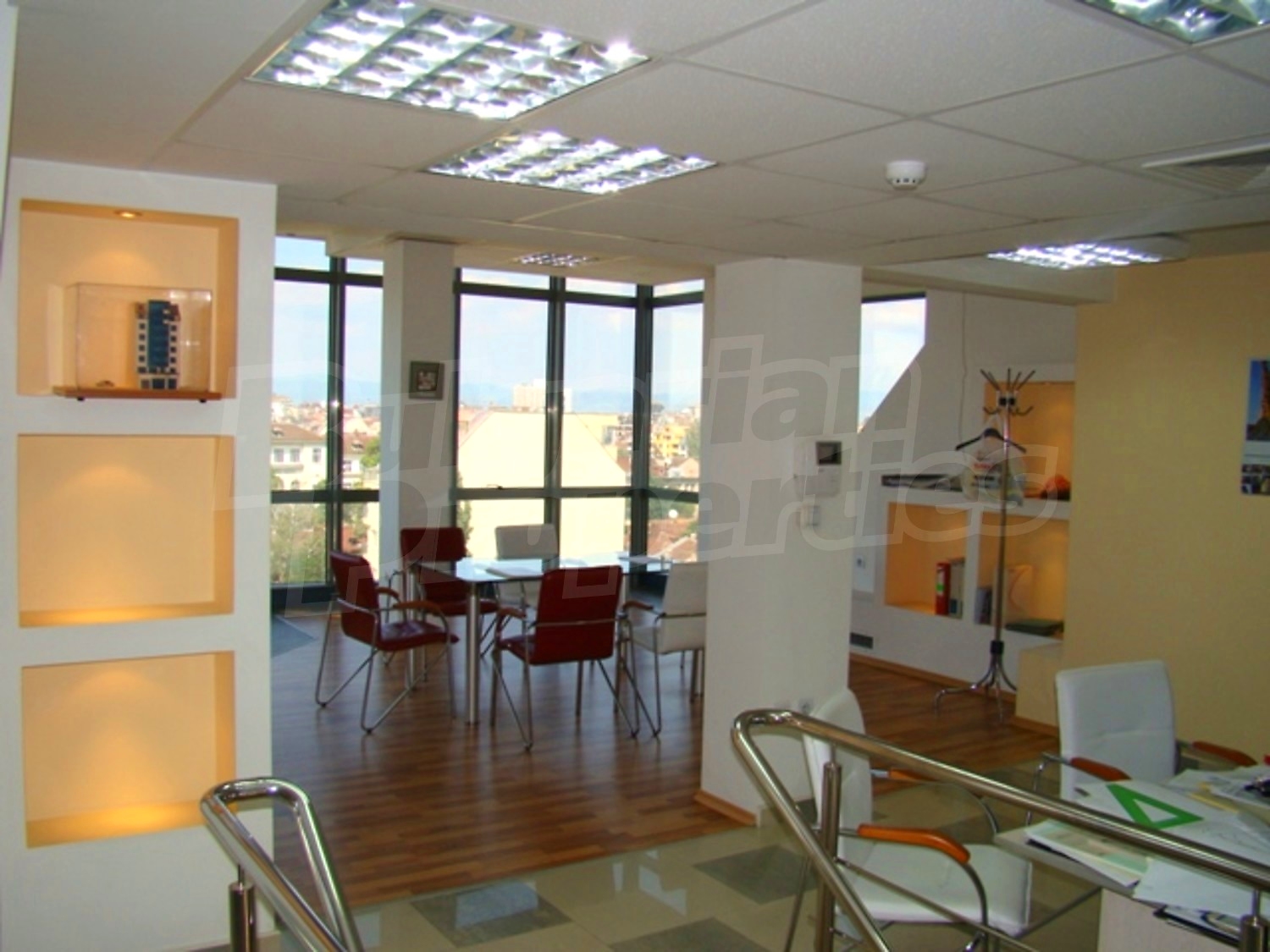 Gallery Picture 23