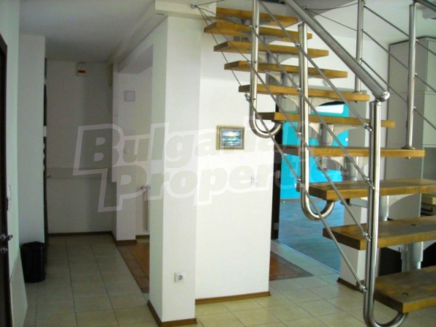 Gallery Picture 10