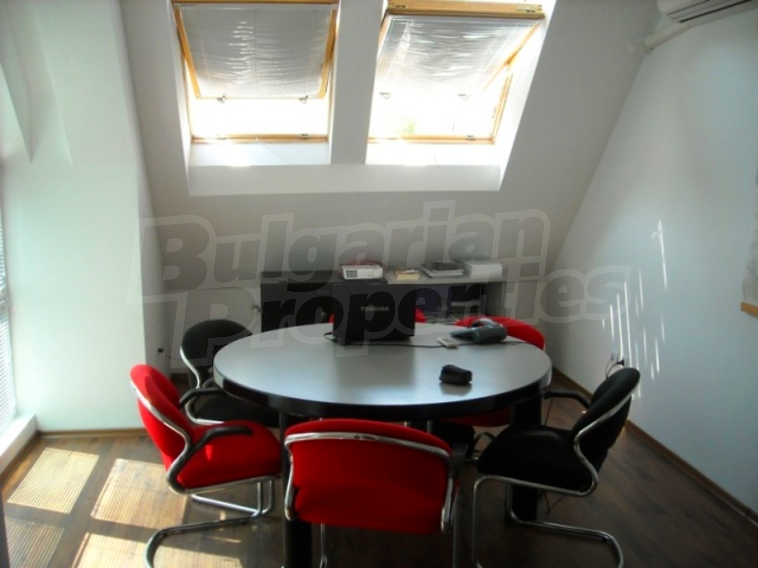 Gallery Picture 7