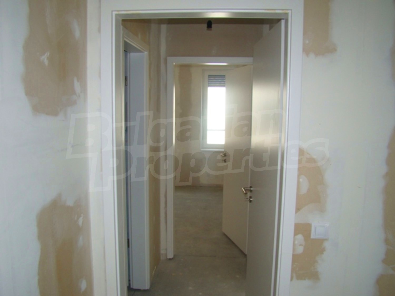 Gallery Picture 13