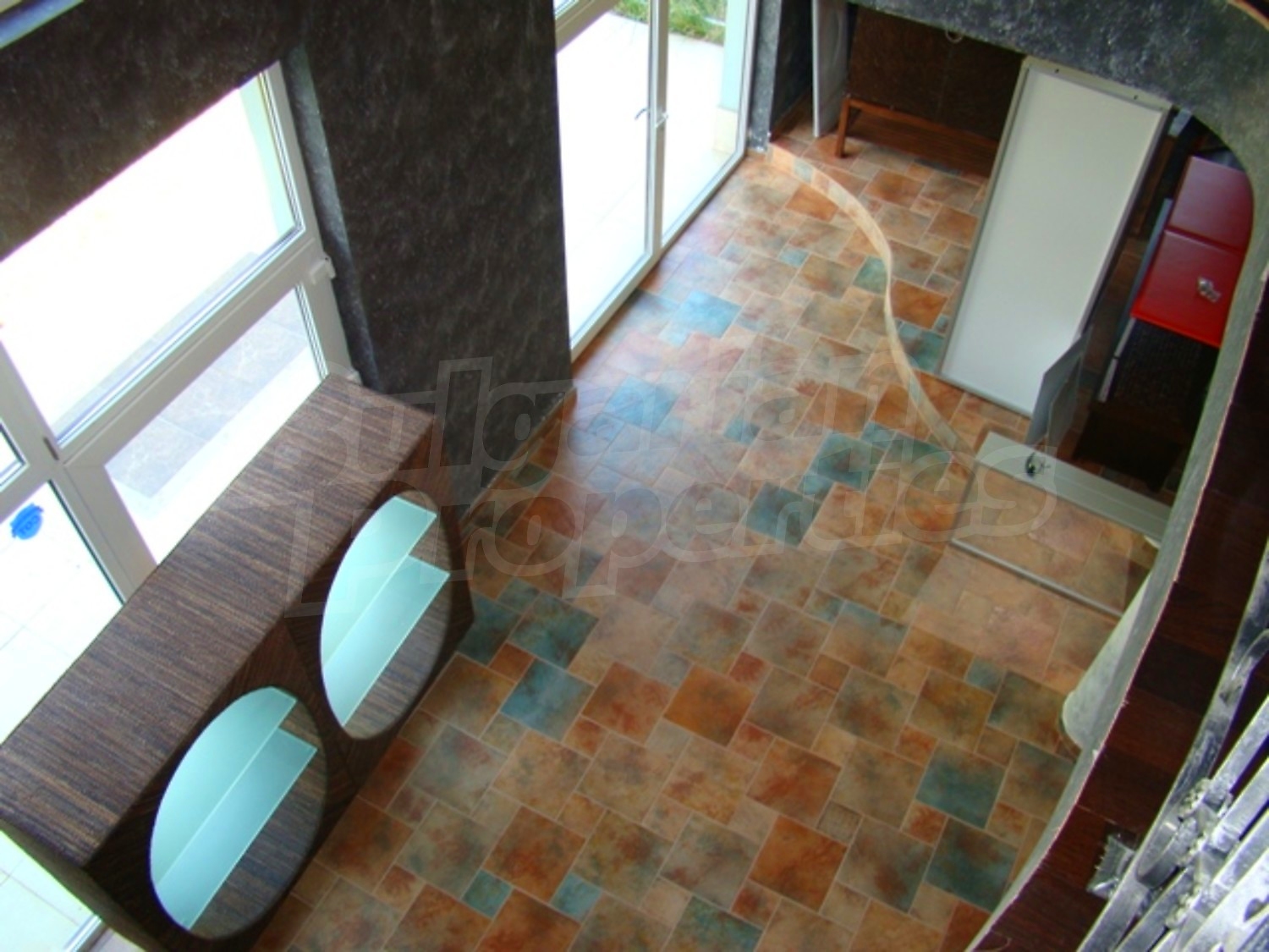Gallery Picture 14