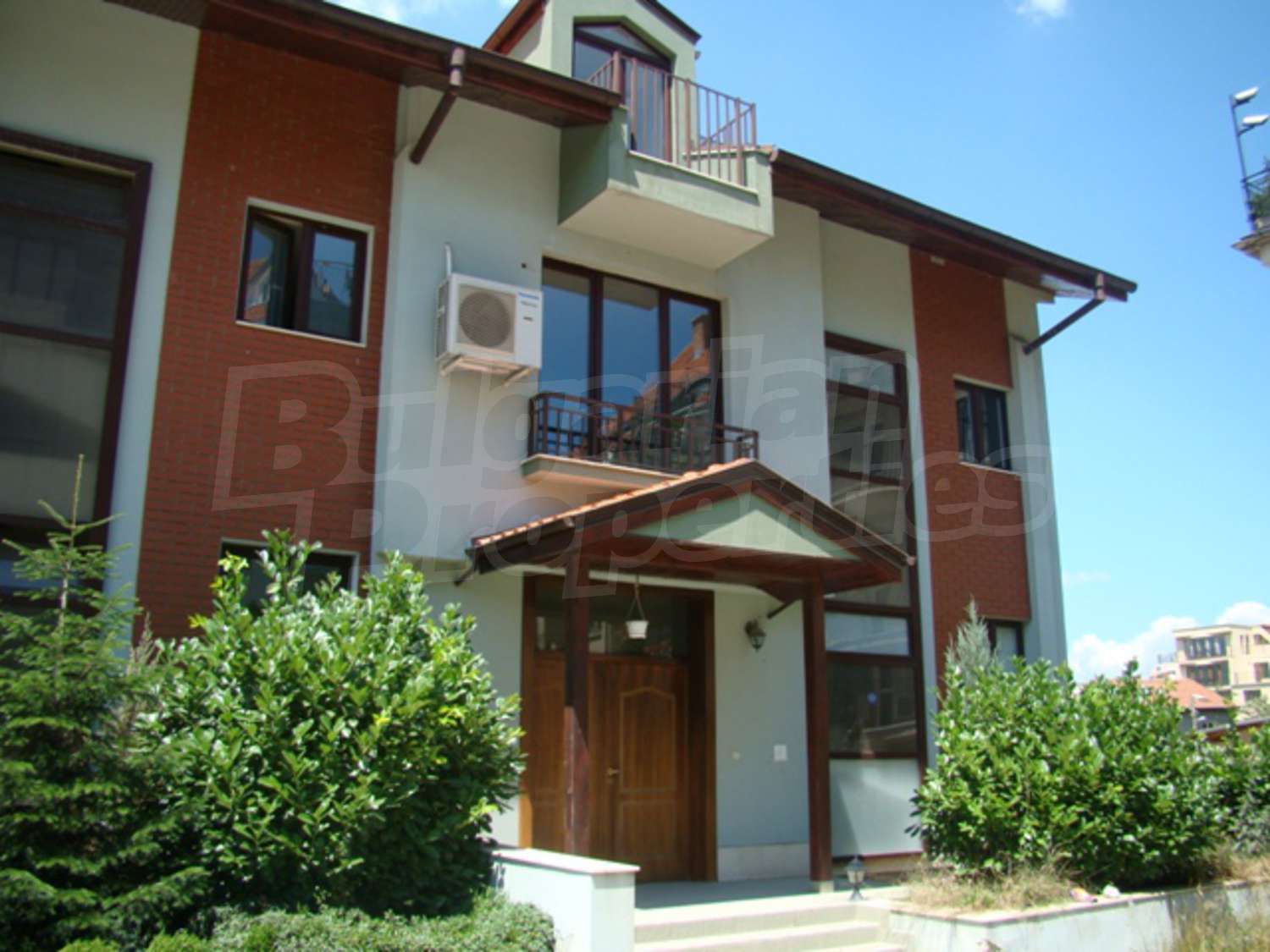 Gallery Picture 2
